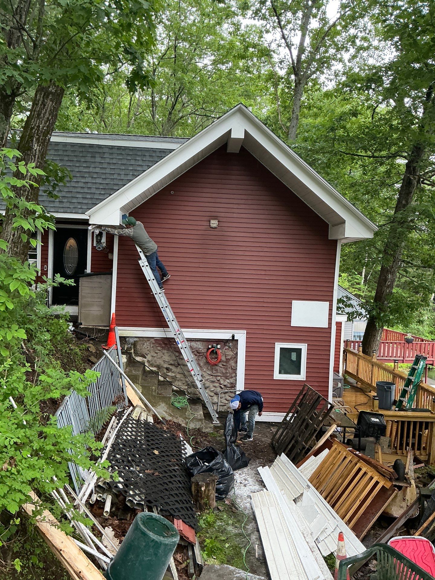 Leak Repair & Roof Wash – Groton, MA by Mighty Dog Roofing of Greater Middlesex County