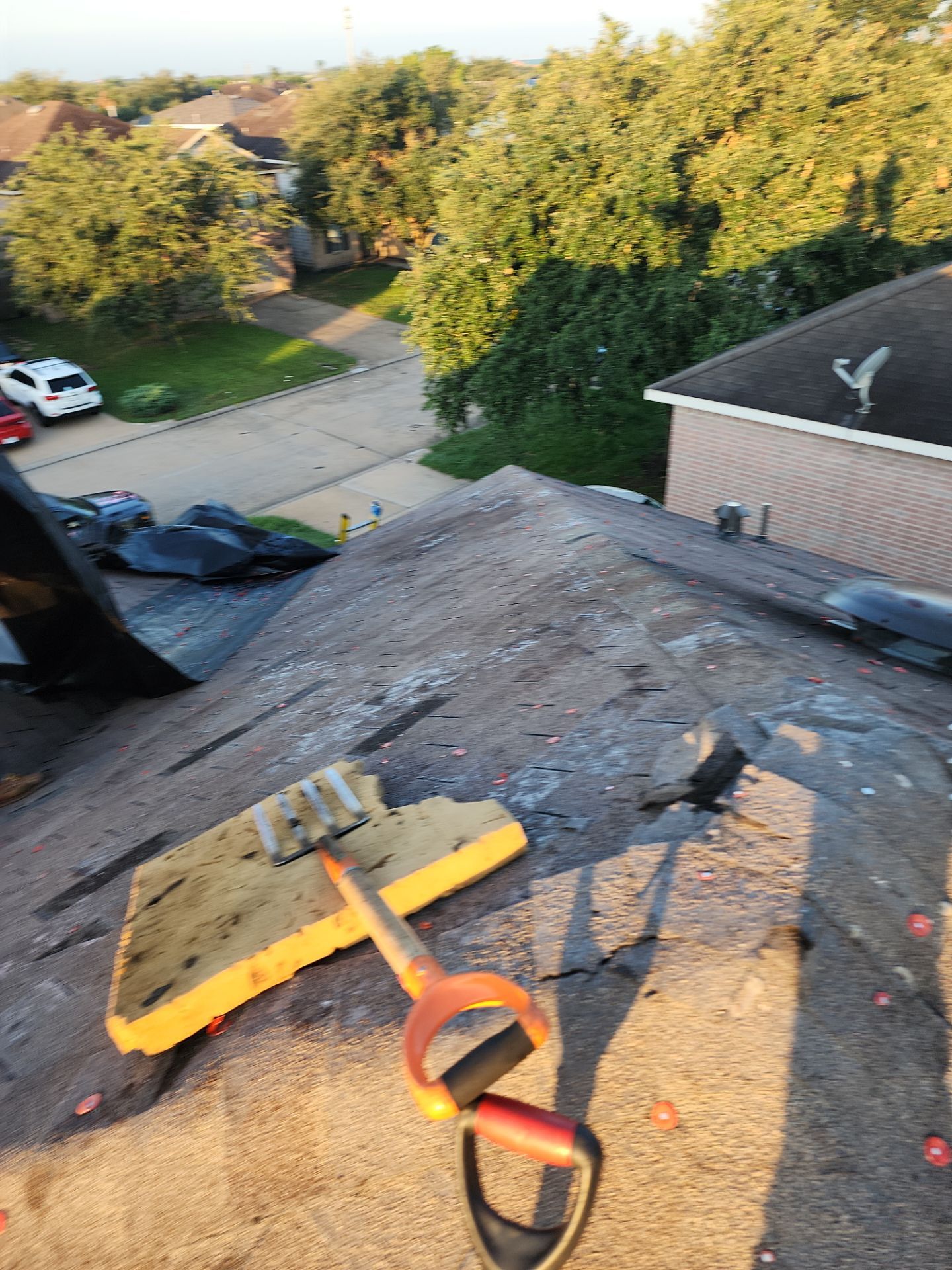 Residential Roofing Installation using Owen's Corning Duration (Lifetime) Shingles by Roof Repair Company