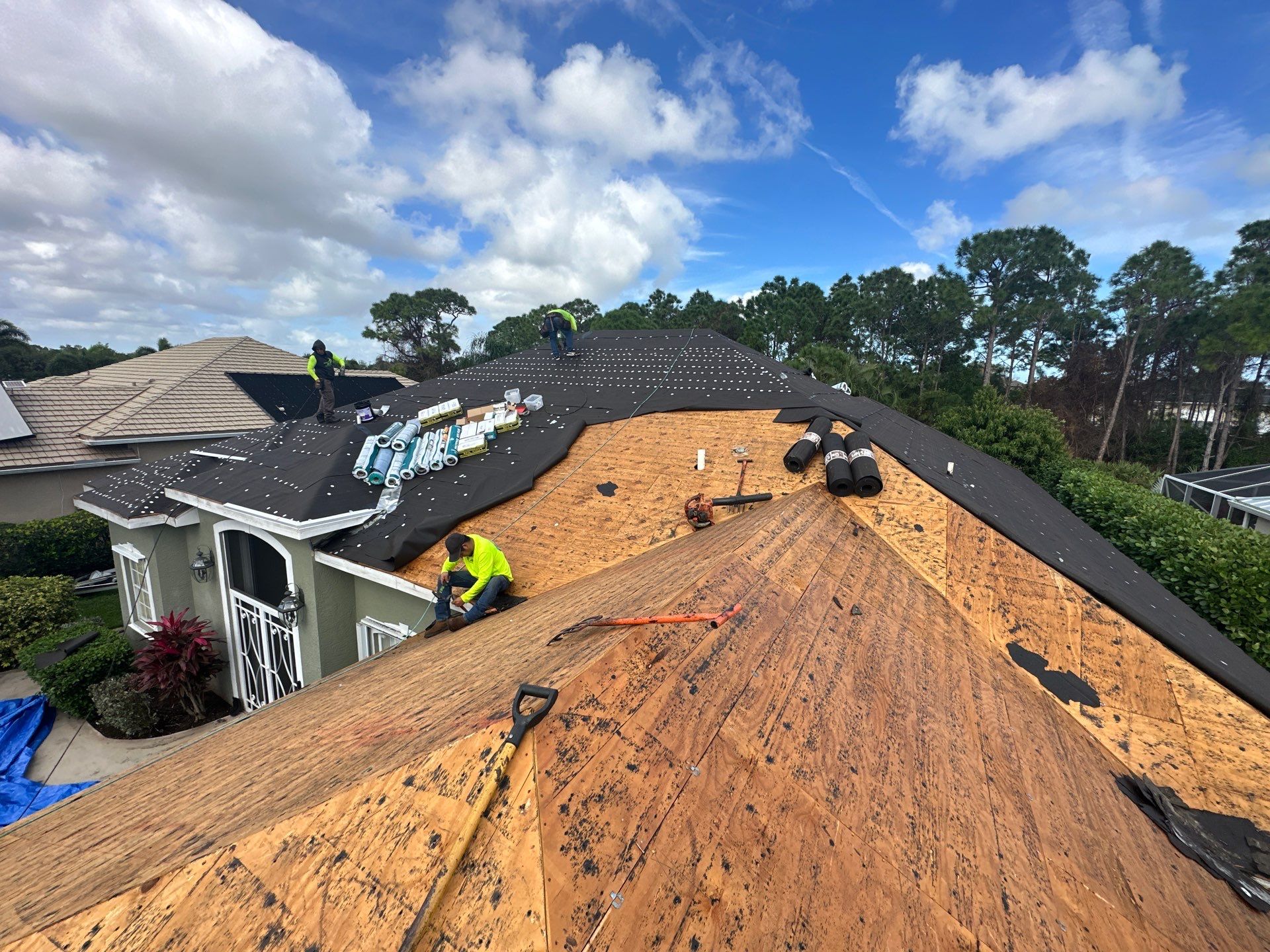 Champagne Standing Seam by Reimagine Roofing
