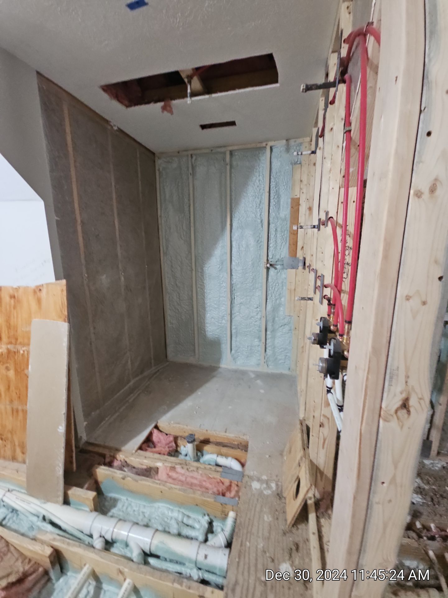 Bathroom Addition using close cell spray foam by M.Y INSULATION LLC
