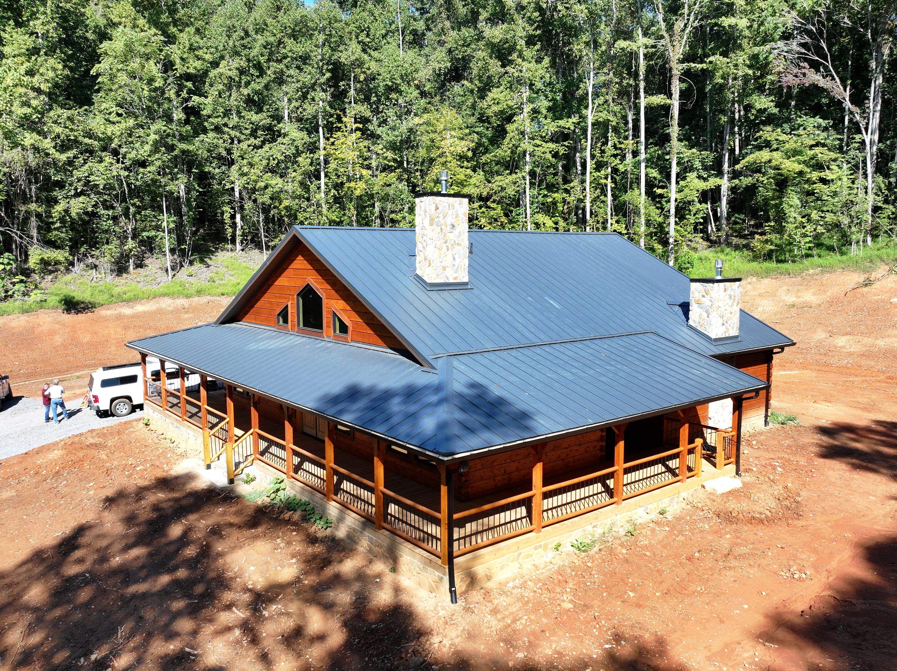 Myers Residence by Omnia Roofing