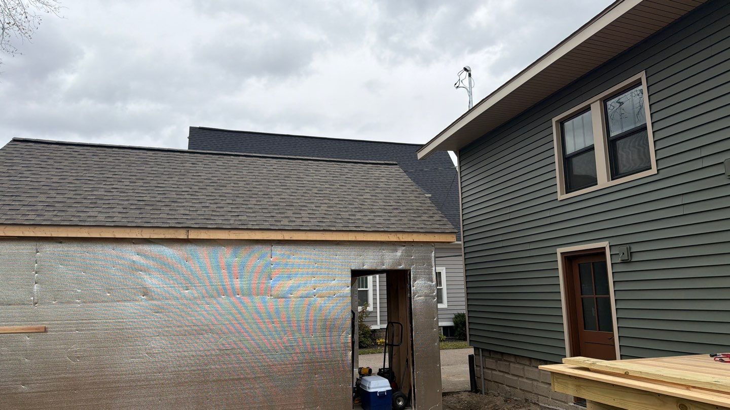 Siding Replacement using Alside Charter Oak D4.5" Deep Moss by 180 Contractors