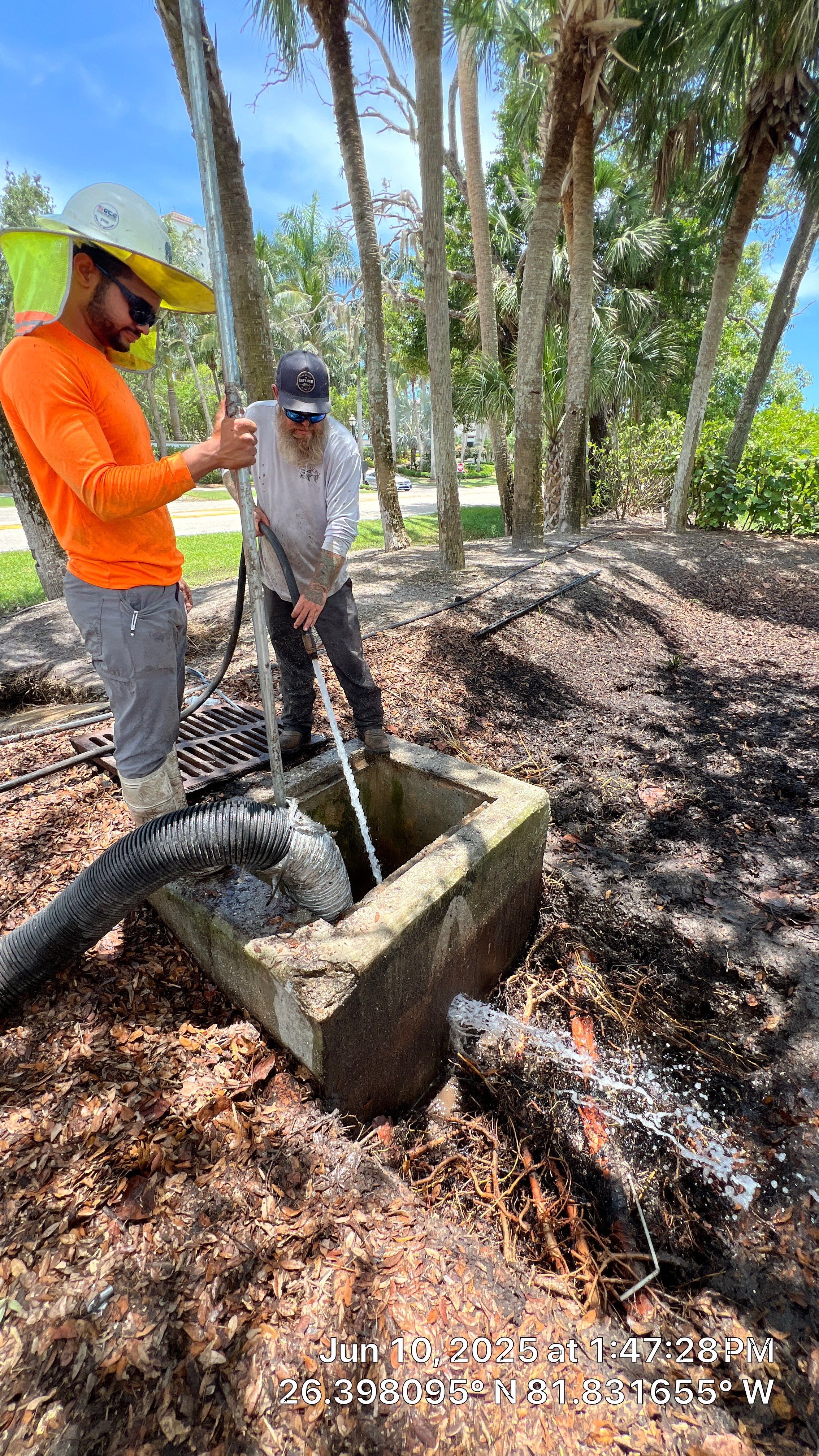 Pelican Landing Beach Parking Lot Stormwater System Maintenance by Don Mar, Inc. Storm Water Solutions