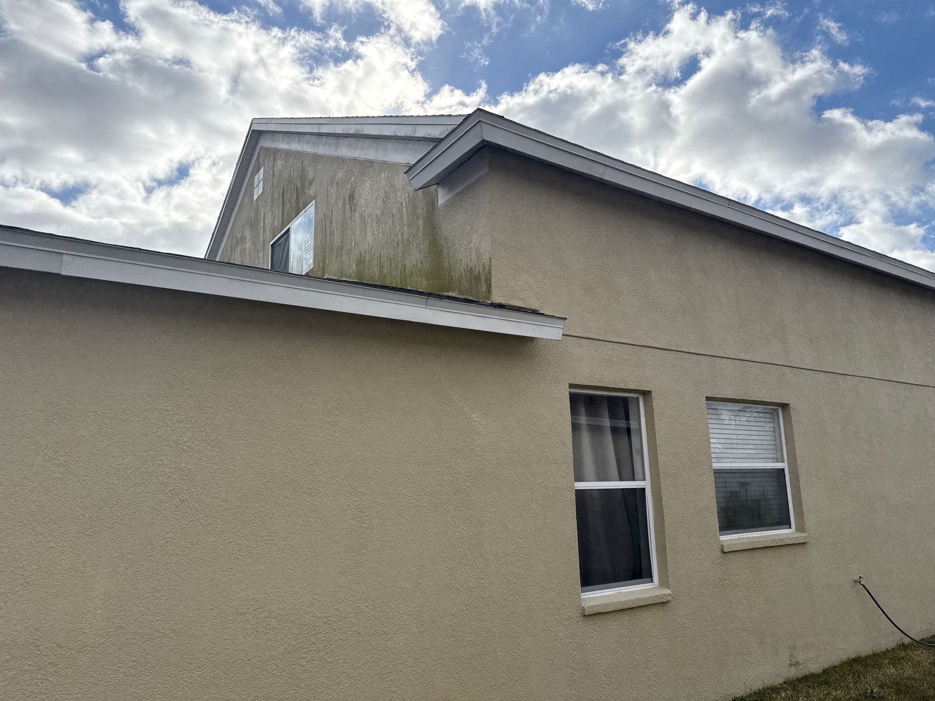 House Wash Removing Heavy Algae Buildup | River Plantation, Parrish FL by Sunshine AquaWash