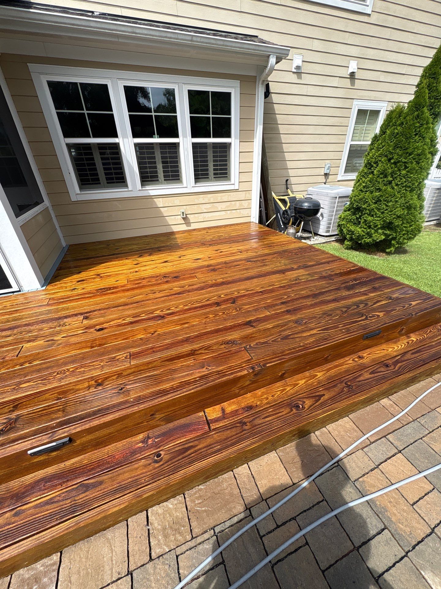 Deck using Wood Sealant by DuraSeal