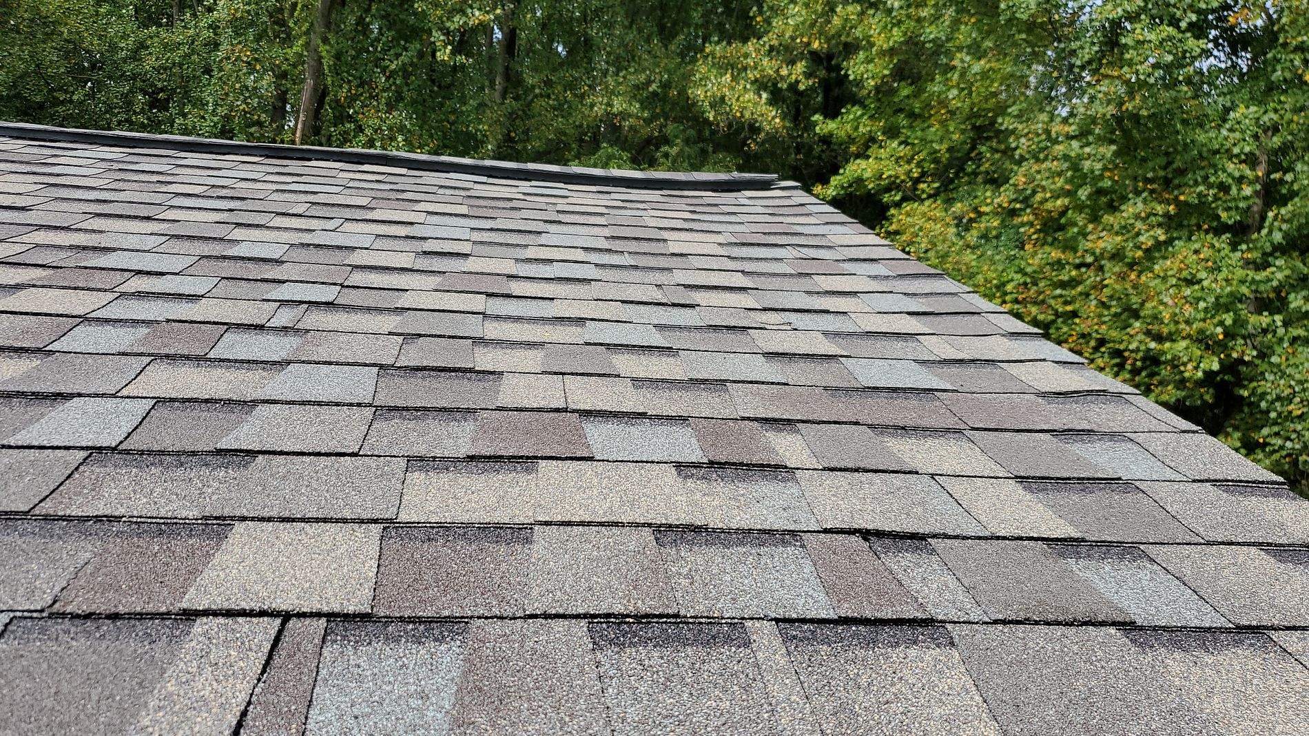 Residential Roofing Installation using Certainteed Landmark Max Def Weathered Wood by Roof Right Inc