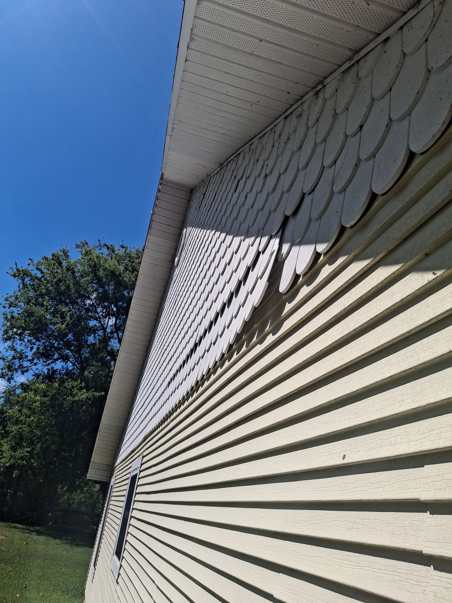 From Aged Yellow to Fresh Green in Frankston, Texas by Quality Coats Painting