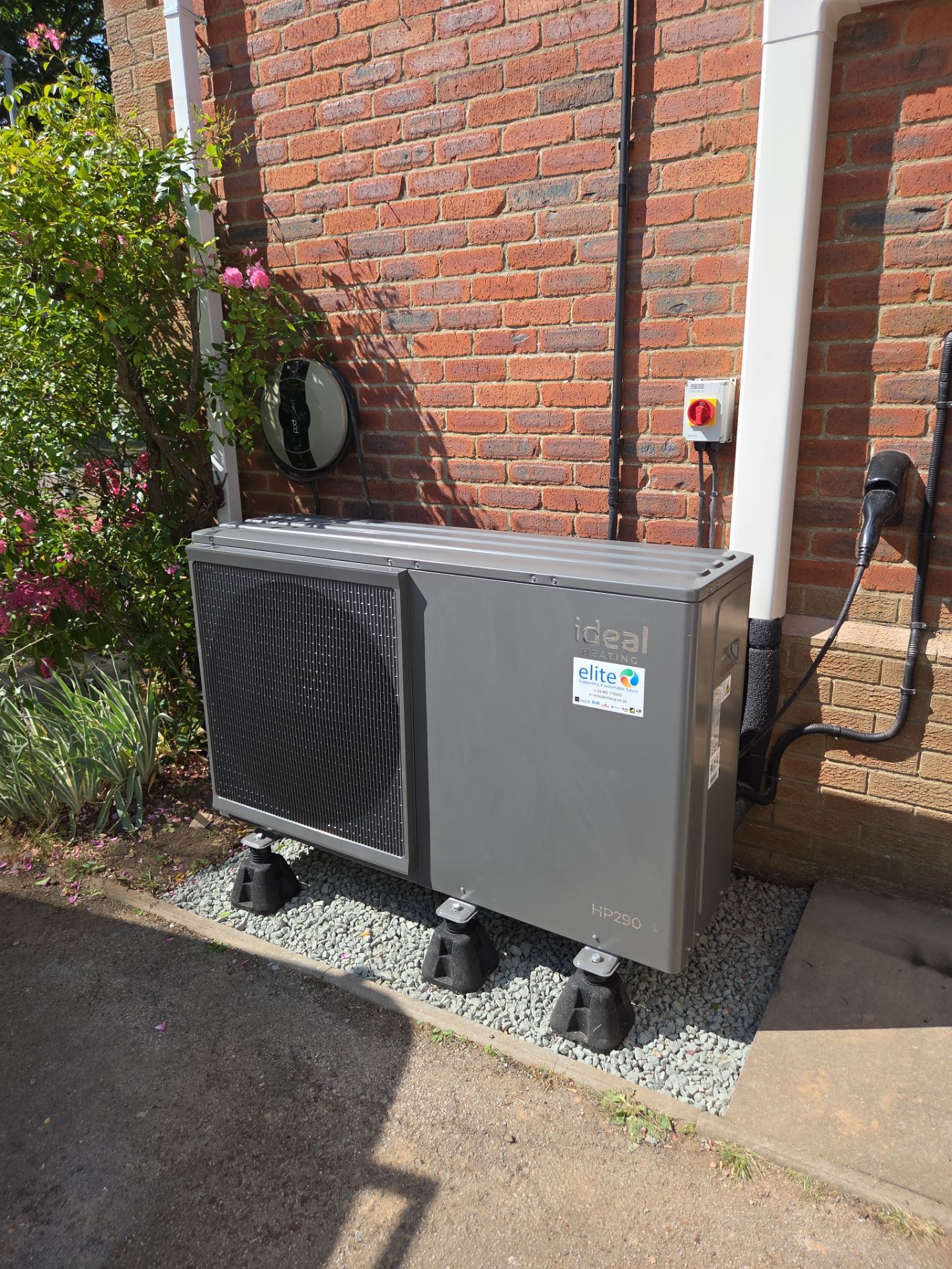 Complete Renewable Energy Upgrade in Walkington 🏡♻️ by Elite Services Group Ltd