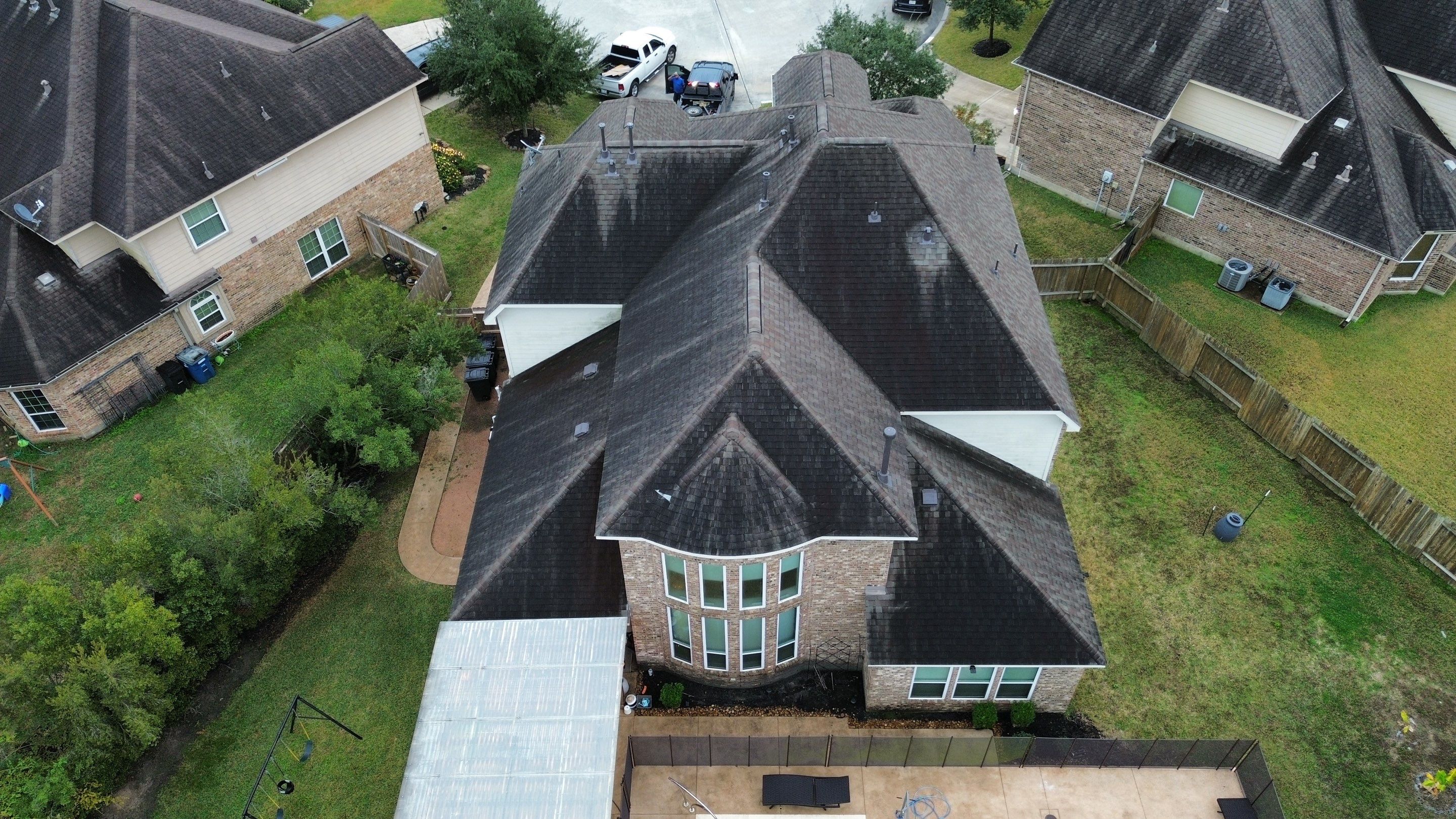 OC Duration Driftwood by HHH Roofing & Construction