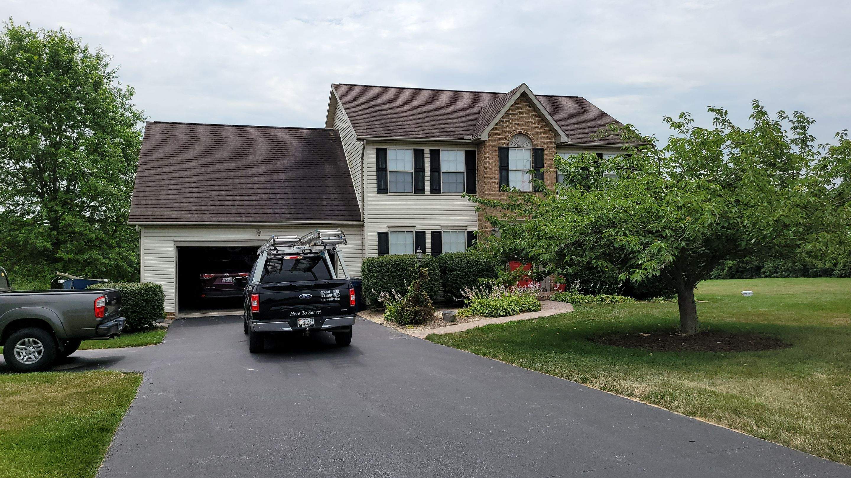 Roof Replacement using TAMKO Titan Rustic Redwood by Roof Right Inc