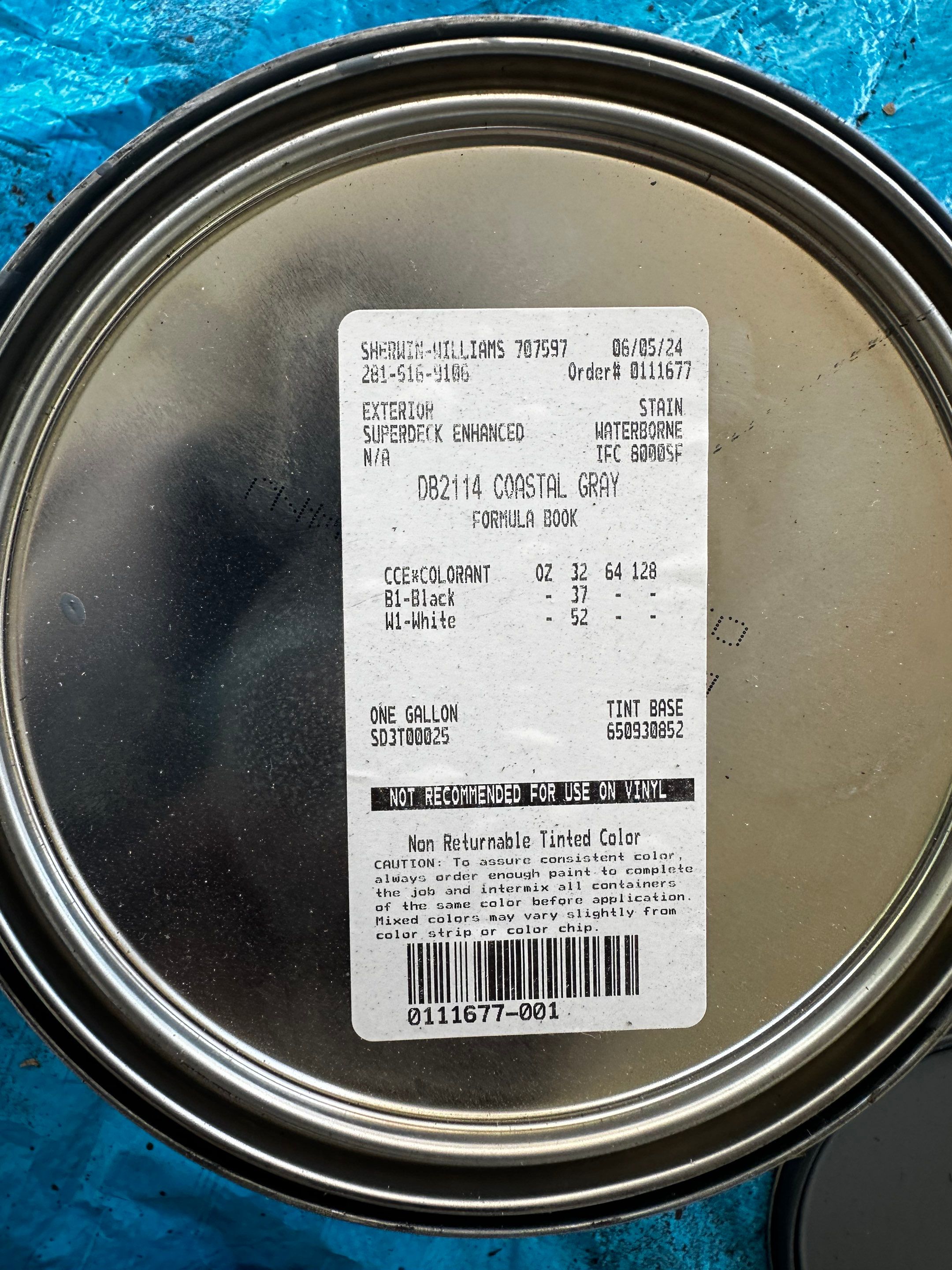 Modern Patio Cover and Kitchen in Montgomery by SophAlx LLC