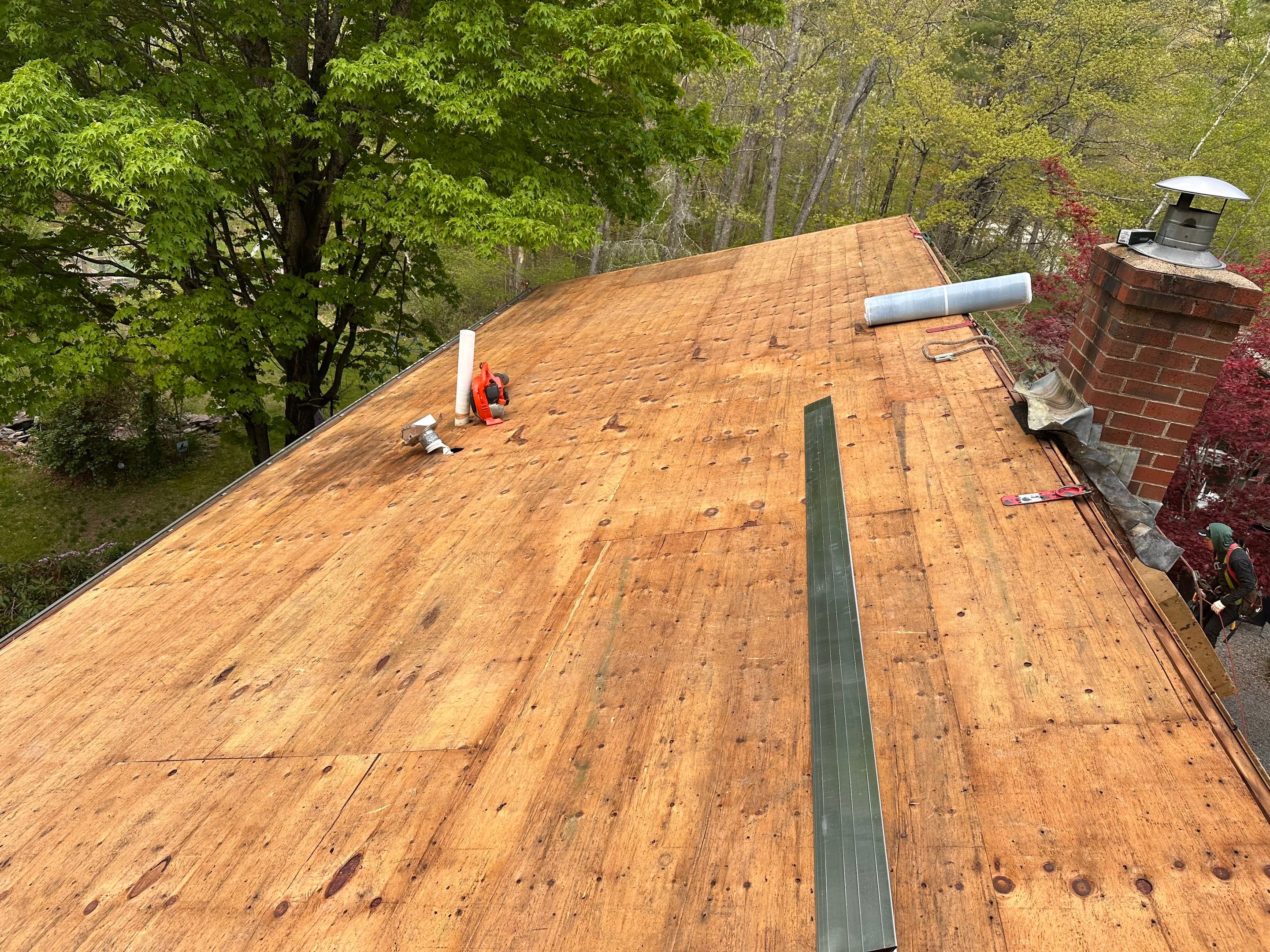 🏡 Full Roof Replacement & Chimney Reflash – Epsom, NH by Tall pine roofing