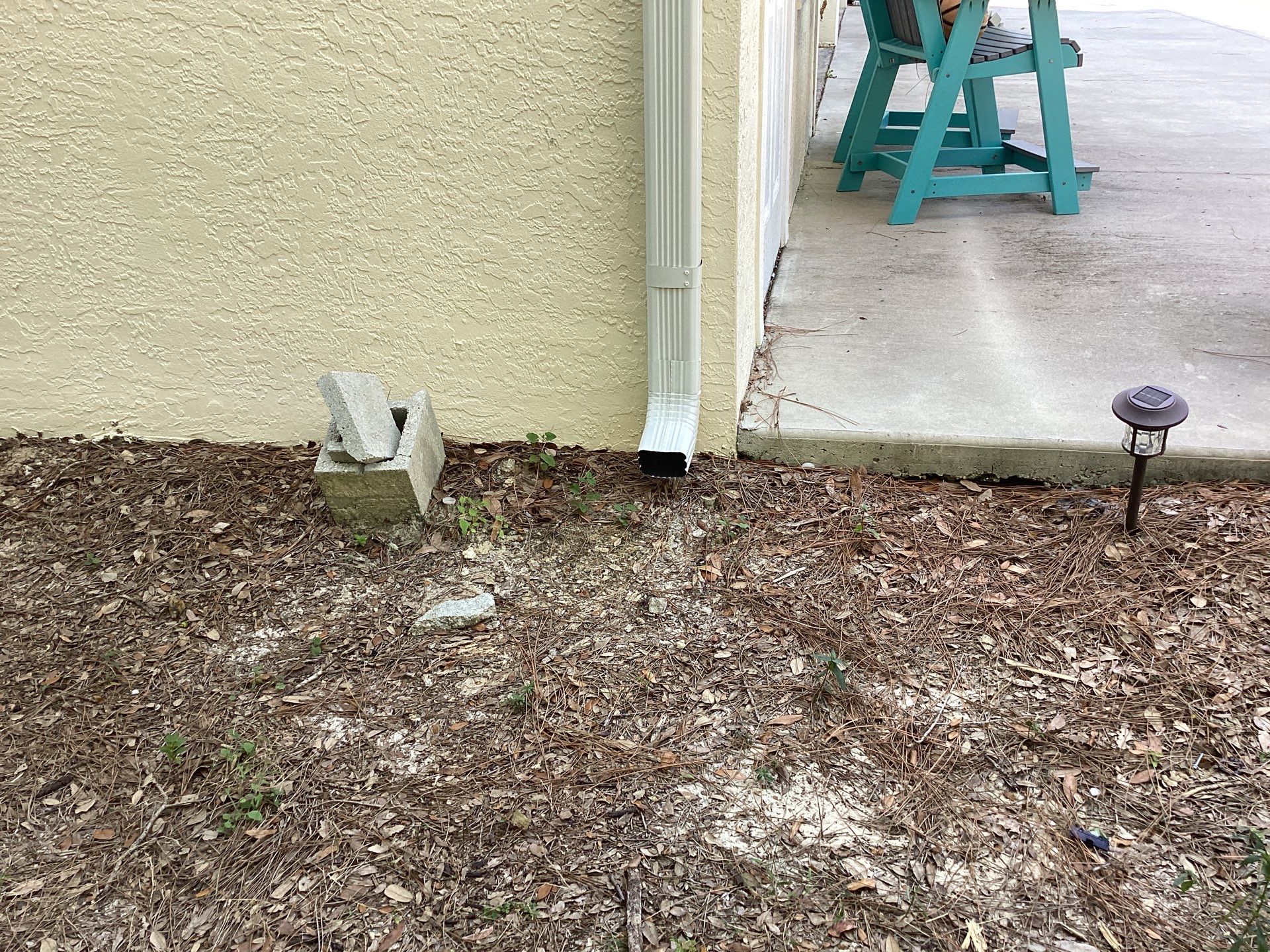 Gutter cleaning and Seal in Lehigh Acres, FL by Gutter Professors
