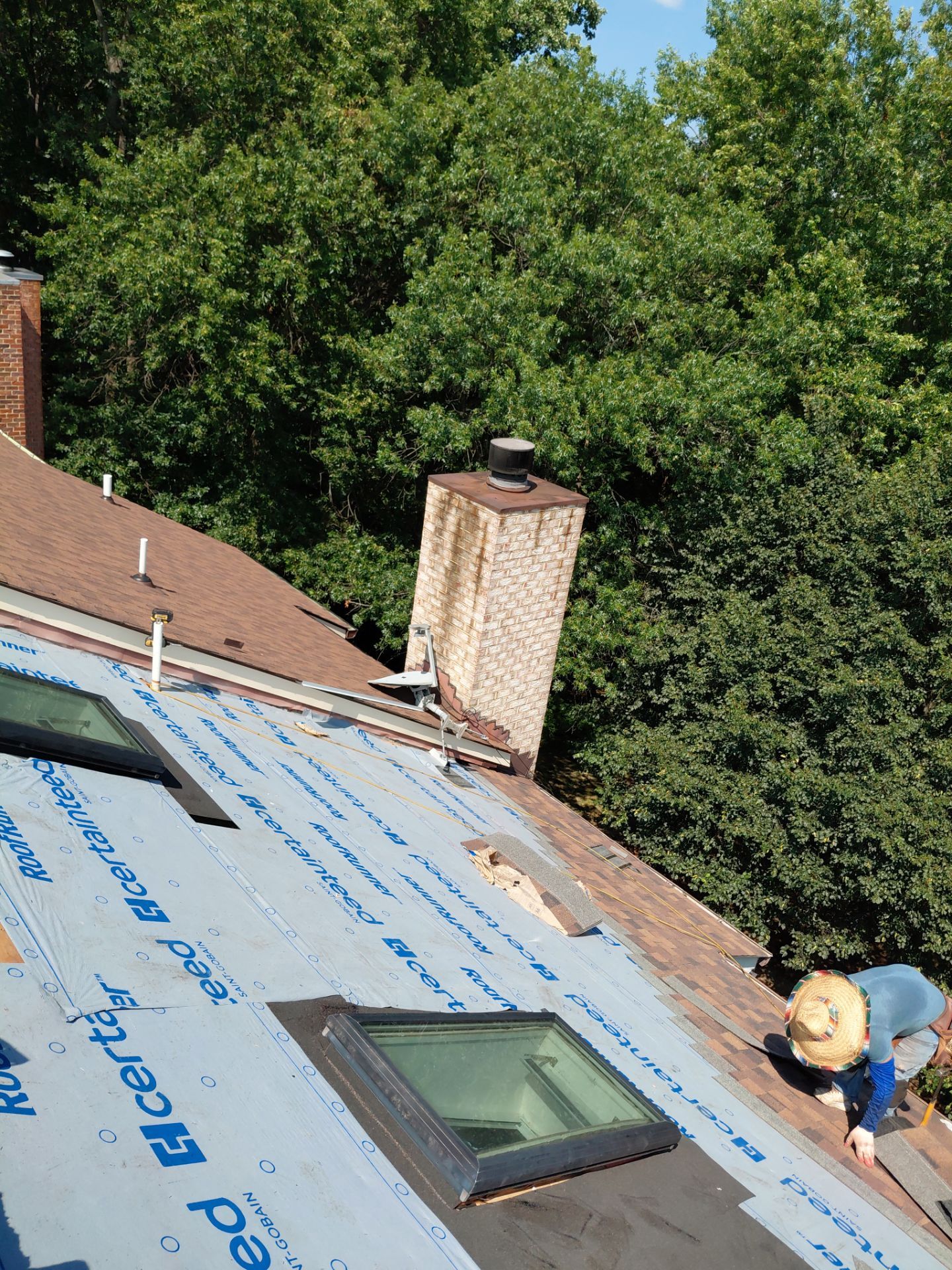 Alexandria: Residential Roof with CertainTeed Landmark Pro in Max Def Burnt Sienna by RM Banning, Inc.