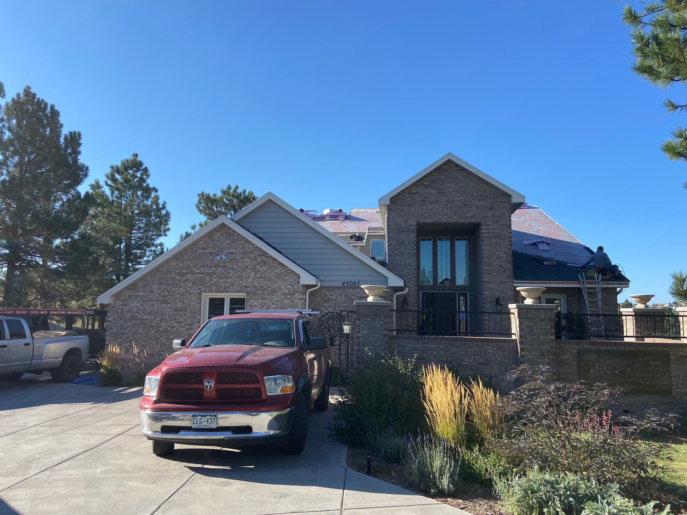 Residential Roofing Installation using Owens Corning TruDefinition Duration STORM - Estate Gray by A to Z Roofing