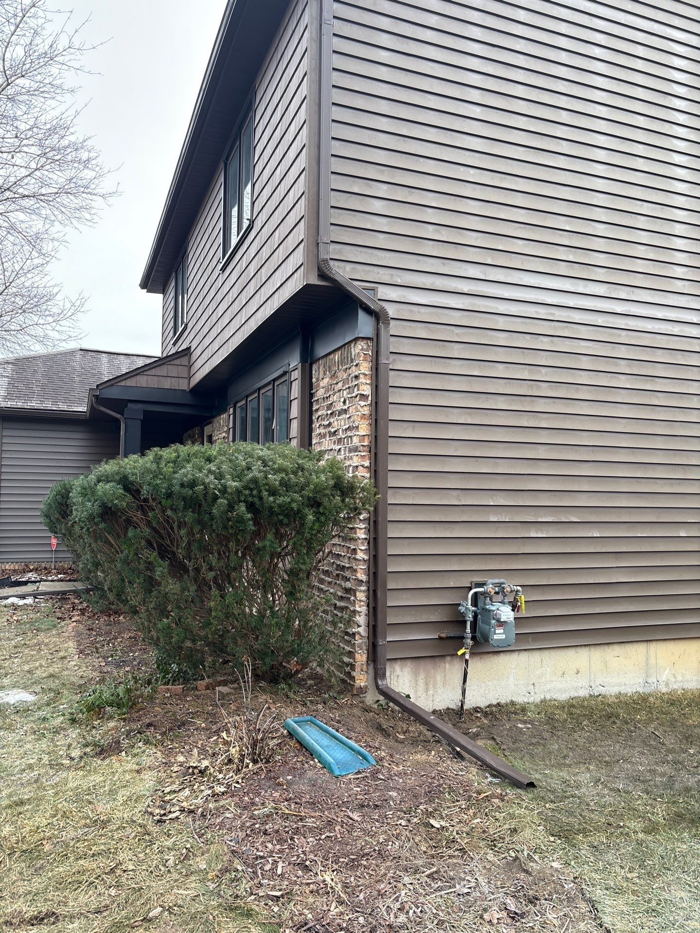 2126 Barritt Street • Lansing, MI 48912 by Veteran Roofing & Exteriors