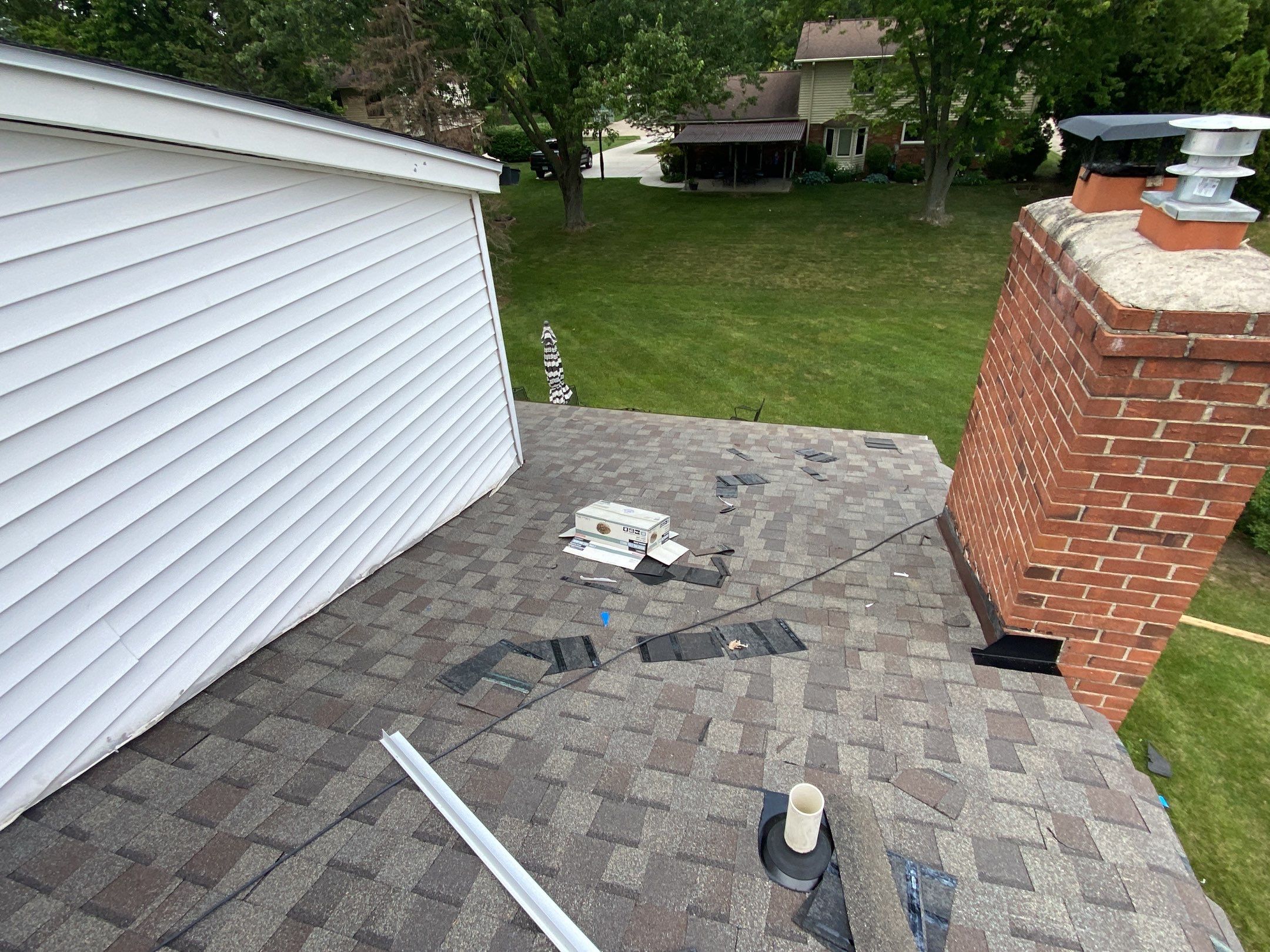 Roof Replacement using CertainTeed Landmark by 180 Contractors