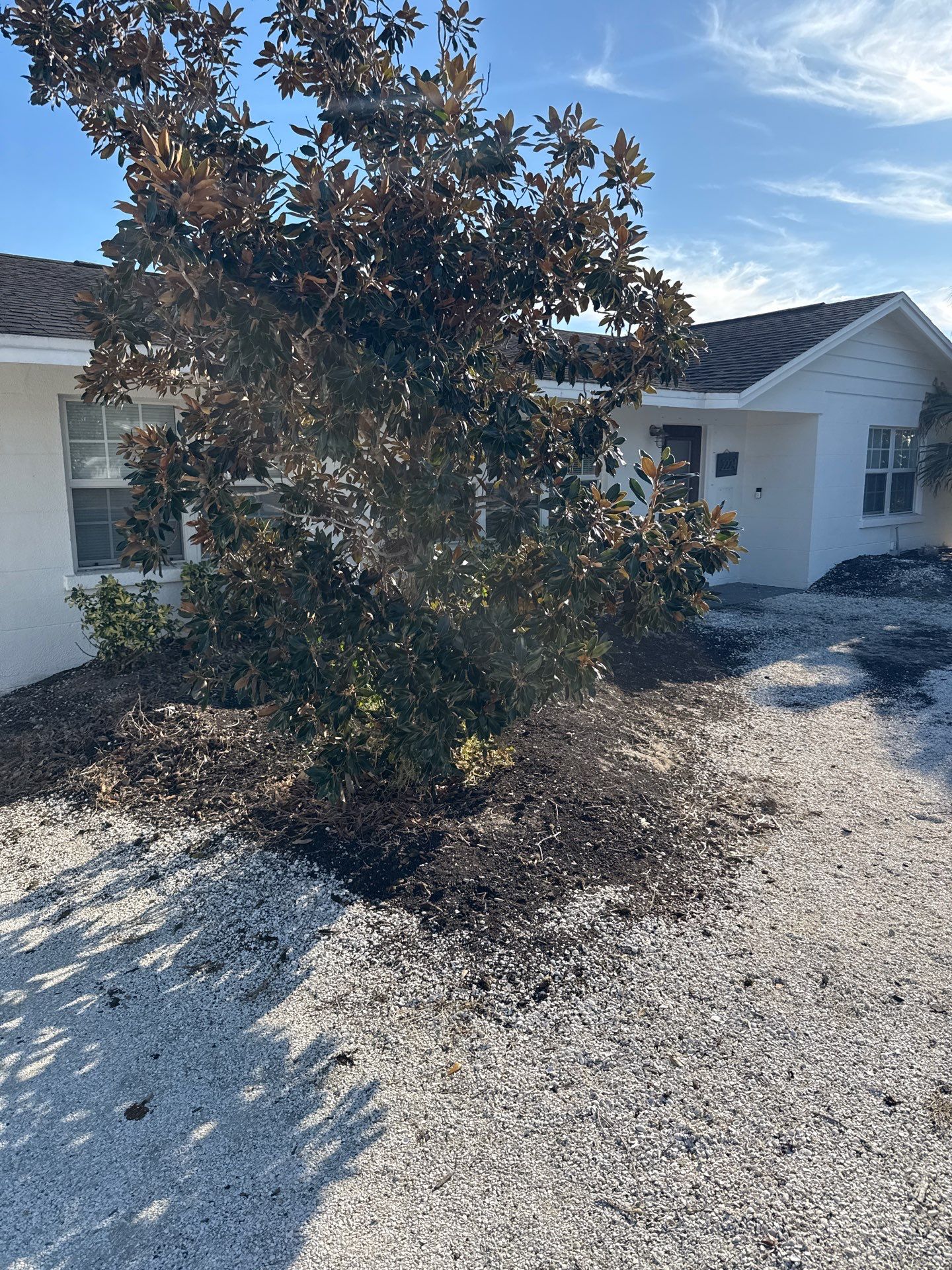 White Seamless Gutters using K-Style Seamless Gutters in Sarasota FL by Gutter Professors