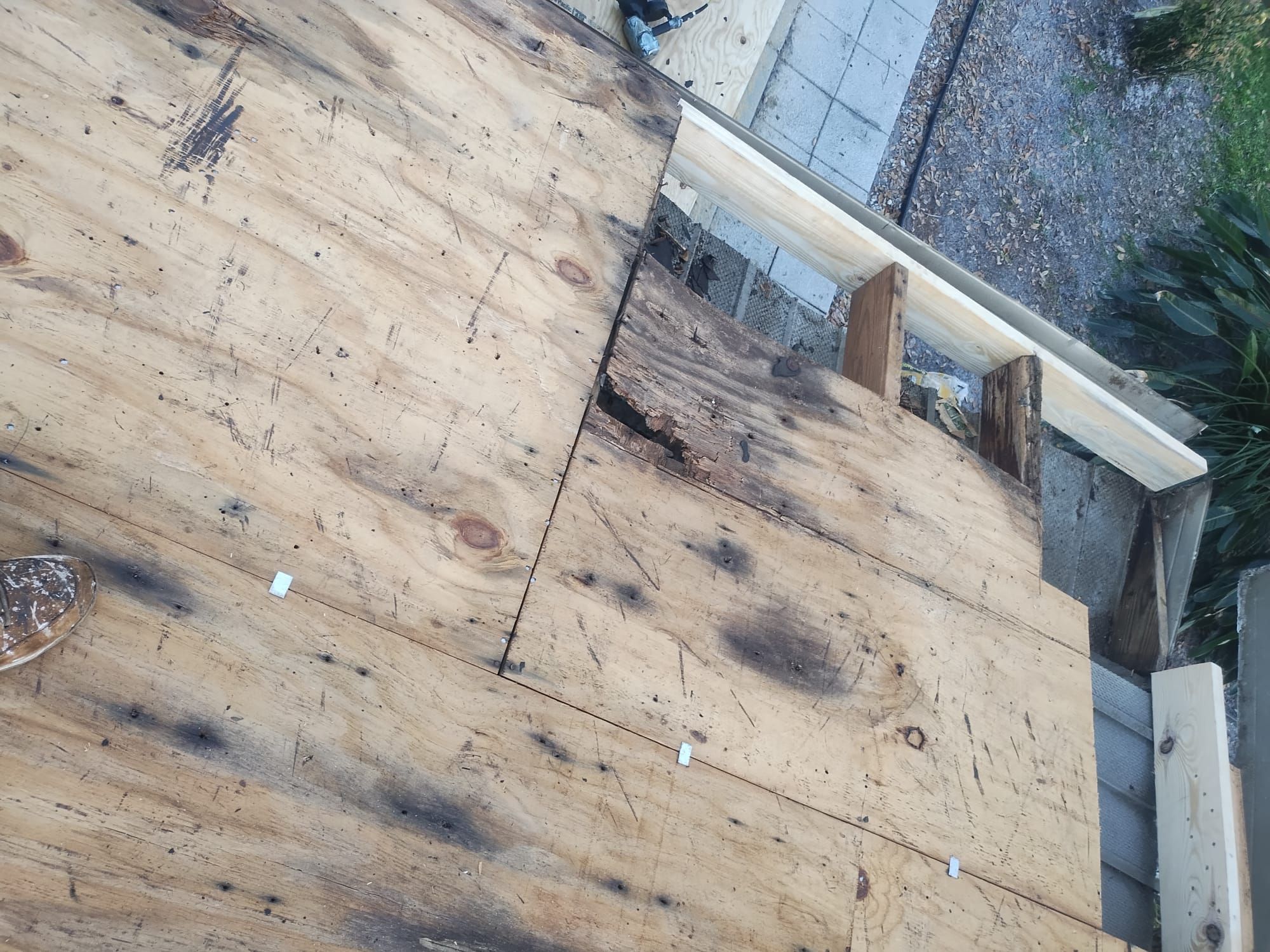Project in St. Petersburg 33709 by Mitchell Roofing Company LLC 