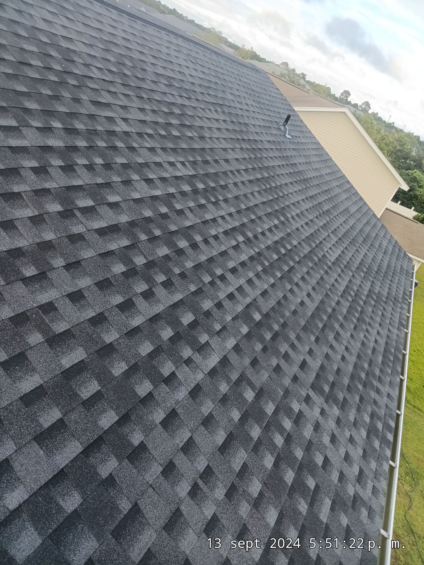 GAF HDZ - Charcoal by Linta Roofing