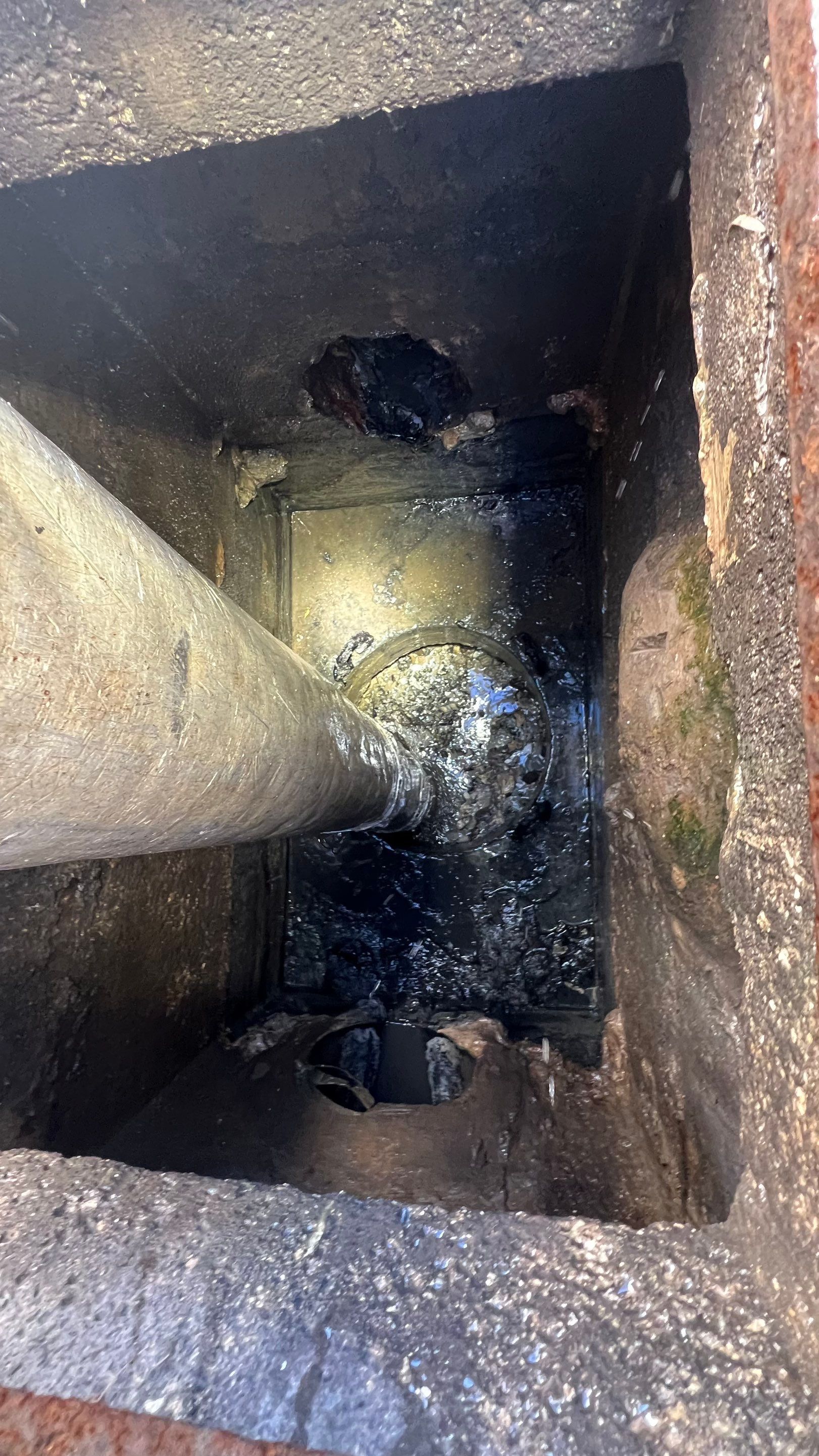 Naples Condo Complex Stormwater System Maintenance and Hurricane Cleanup by Don Mar, Inc. Storm Water Solutions