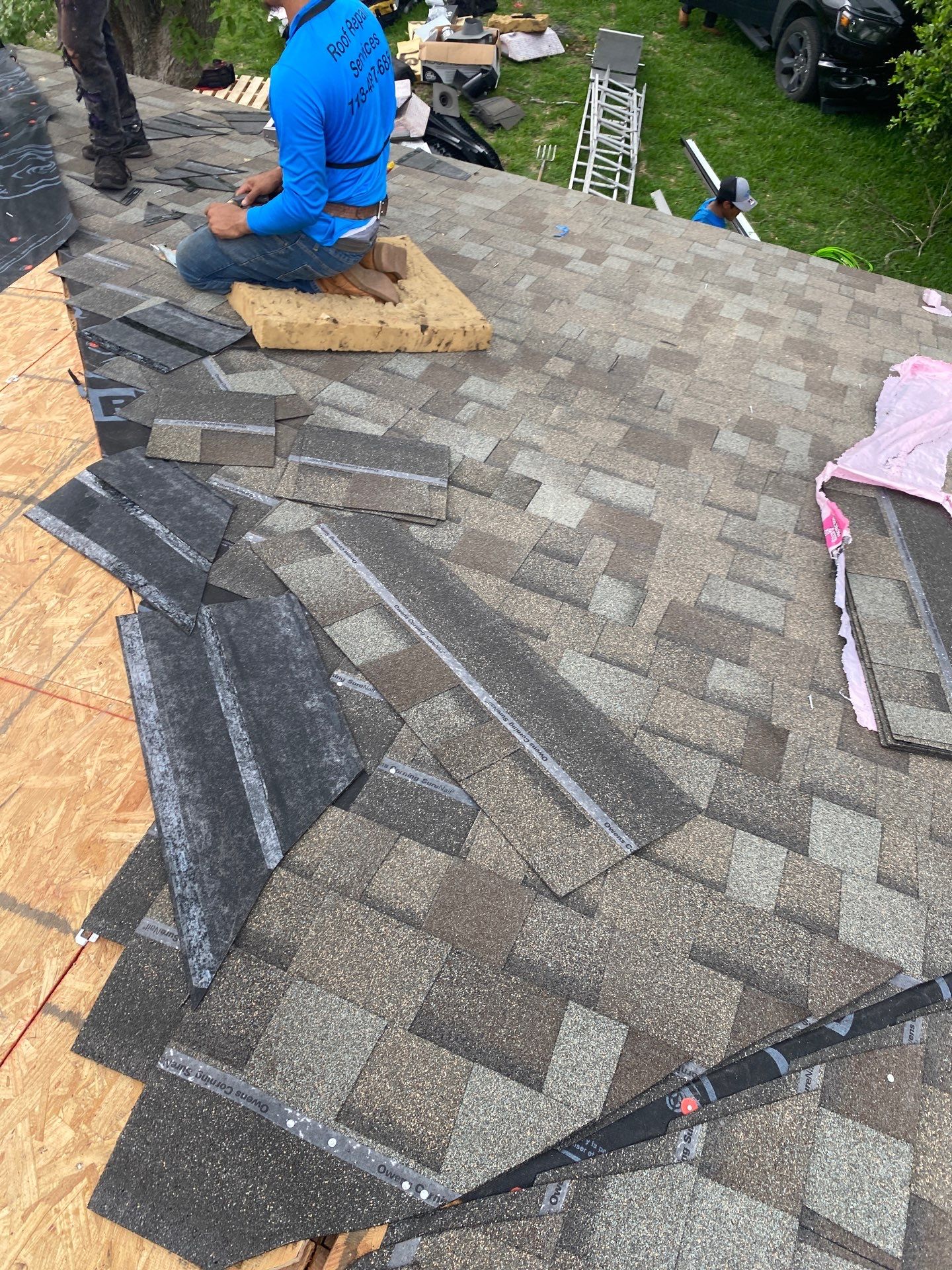 Residential Roofing Installation using Owen's Corning Duration (Lifetime) Shingles by Roof Repair Company