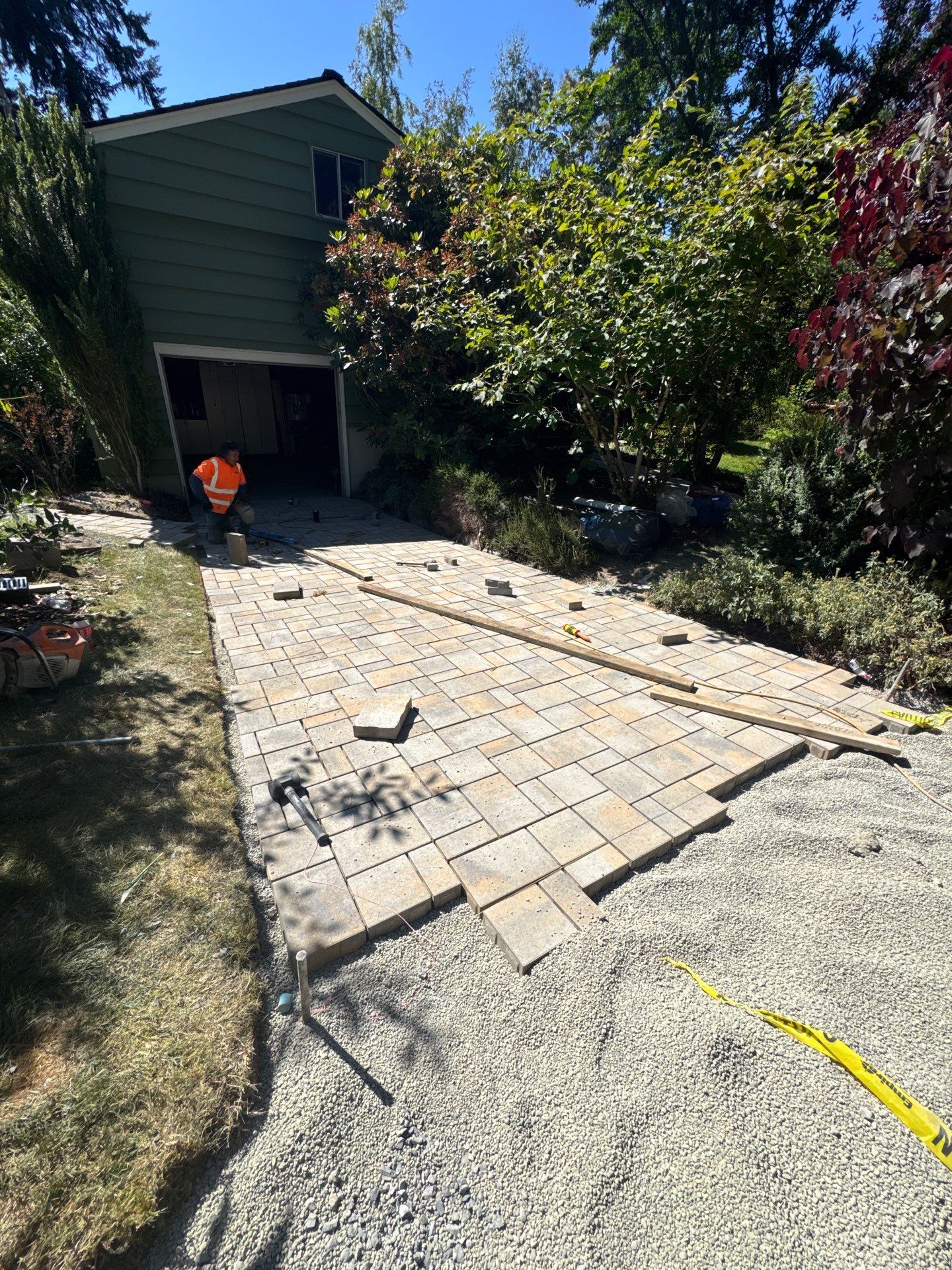 Pavers Driveway & Walkway with Concrete Lip | Seattle  by Jireh Asphalt & Concrete Inc 