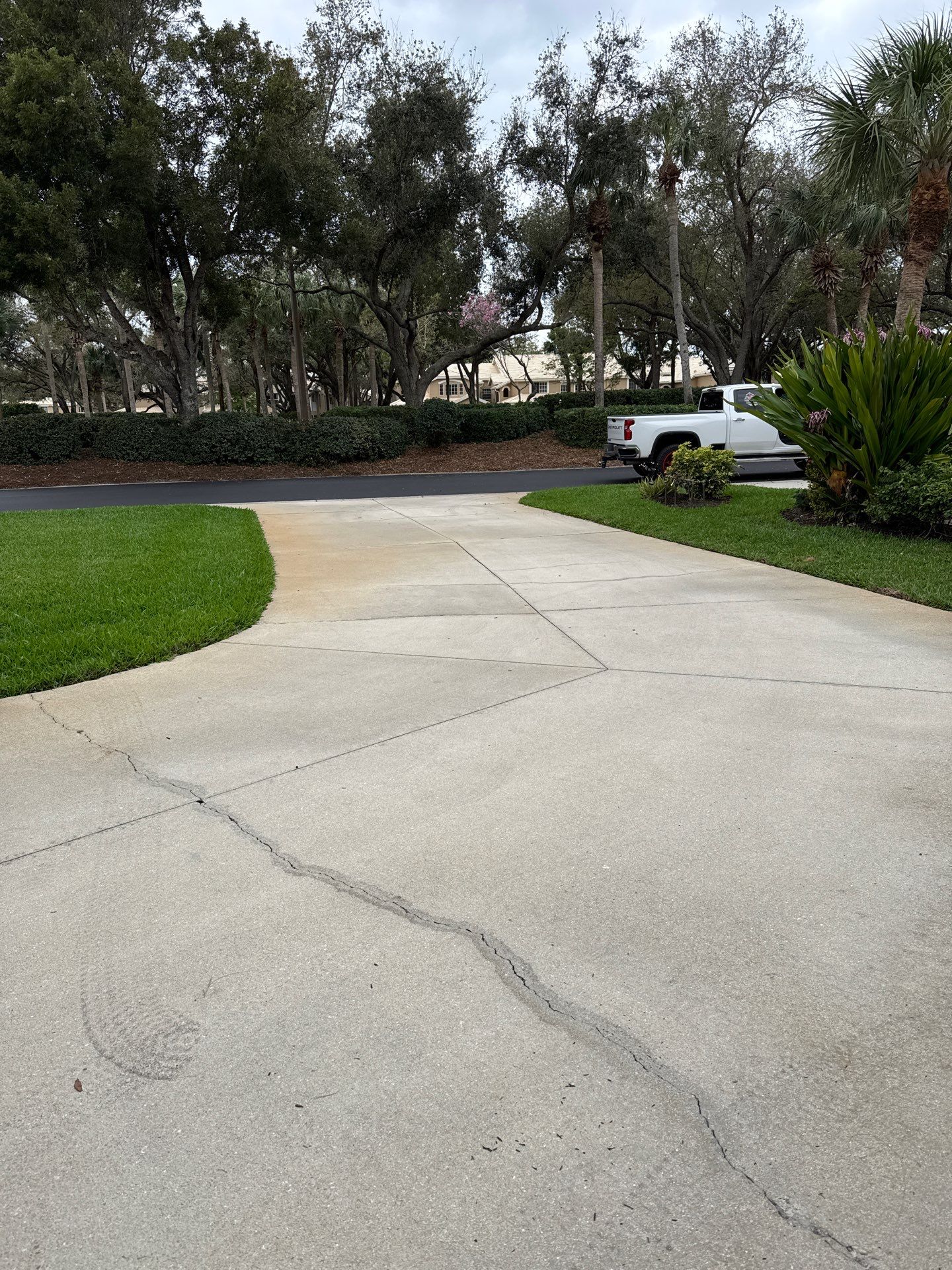 Concrete Driveway Replacement/Lake Crest Pelican landing by Old Town Pavers Llc