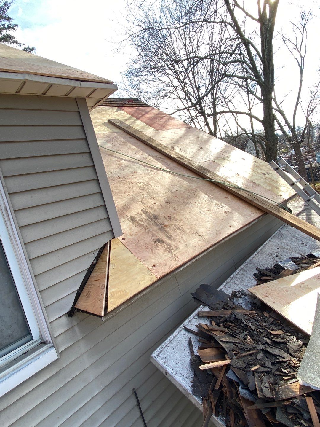 Residential Roofing Installation using Owens Corning TruDefinition Duration - Onyx Black by A Plus Exterior