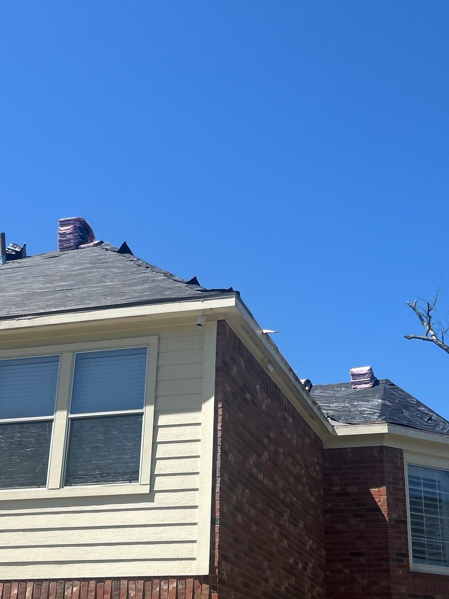 Residential Roofing Installation using Owen's Corning Duration (Lifetime) Shingles by Roof Repair Company