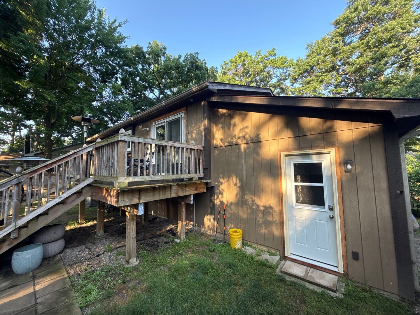 Siding Replacement using Alside D4 Odyssey-Plus Dutchlap Ageless Slate by 180 Contractors