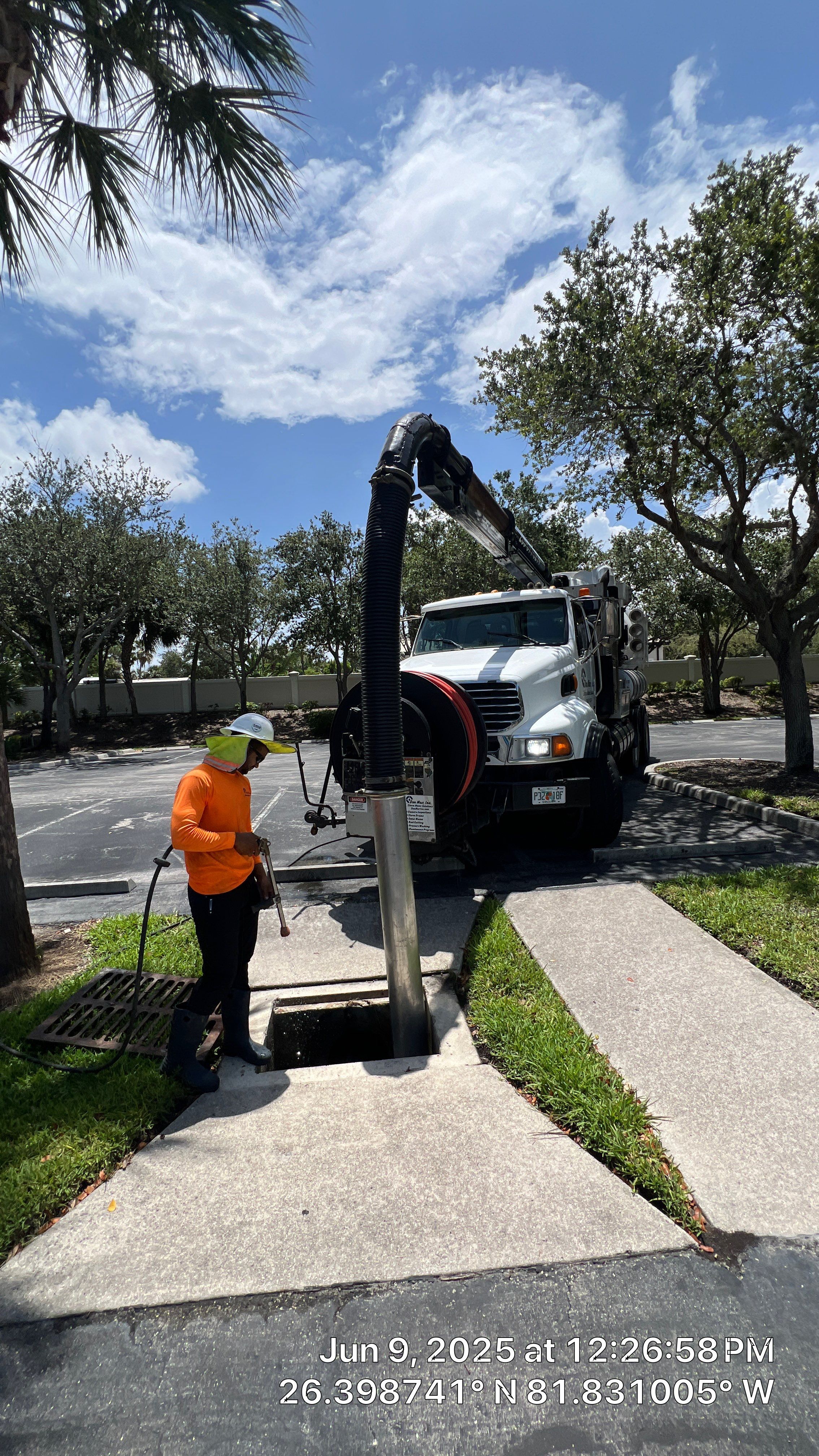 Pelican Landing Beach Parking Lot Stormwater System Maintenance by Don Mar, Inc. Storm Water Solutions
