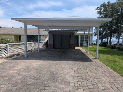 Carport in Niceville