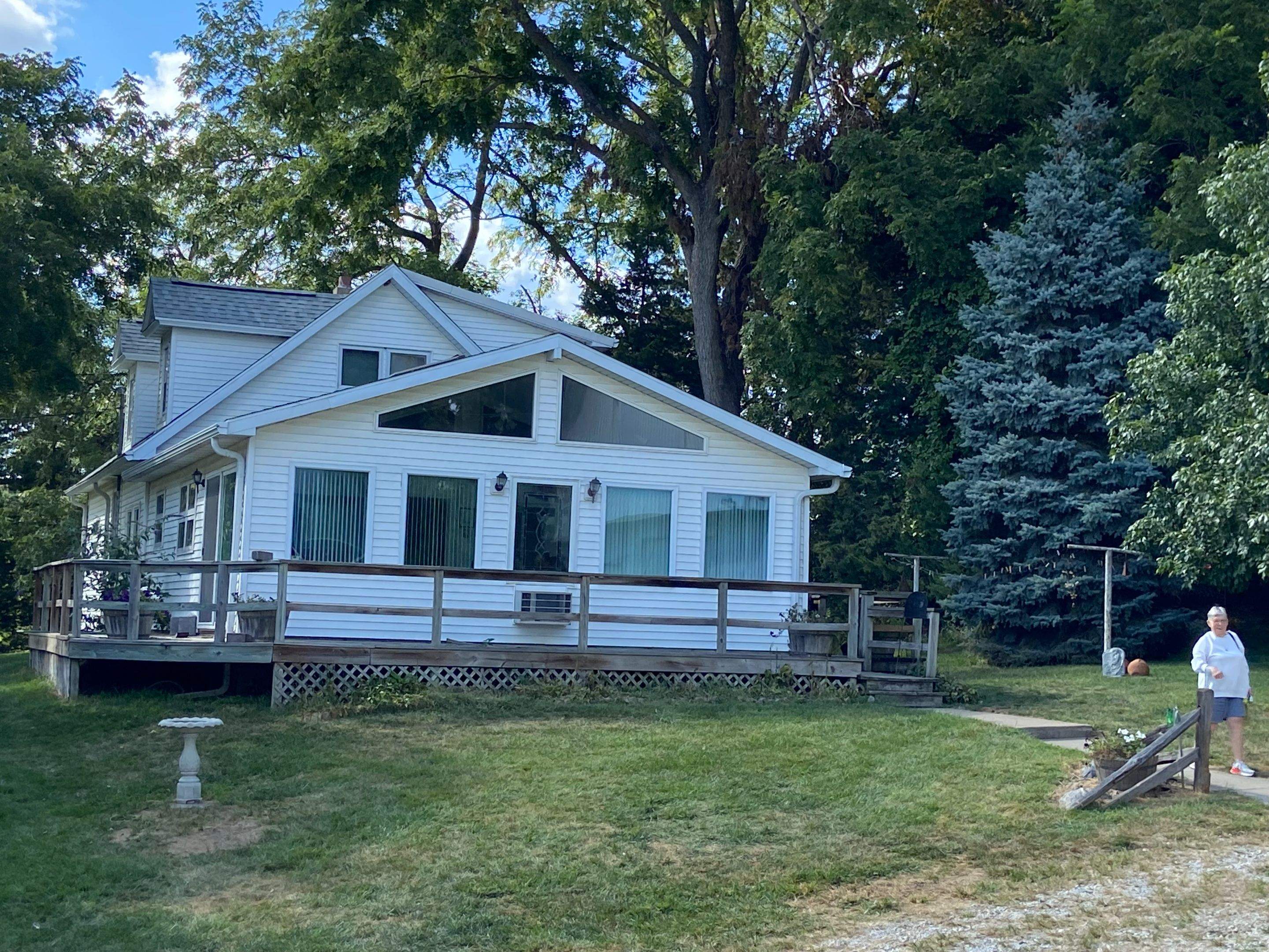 Complete Architectural Shingle Roof Installation and Decking in Crescent by Star Home