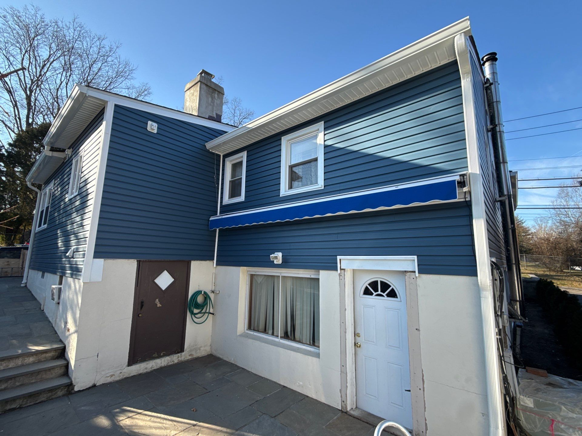 Full House Vinyl Siding Remodel, Mamaroneck, NY by Ideal Siding 