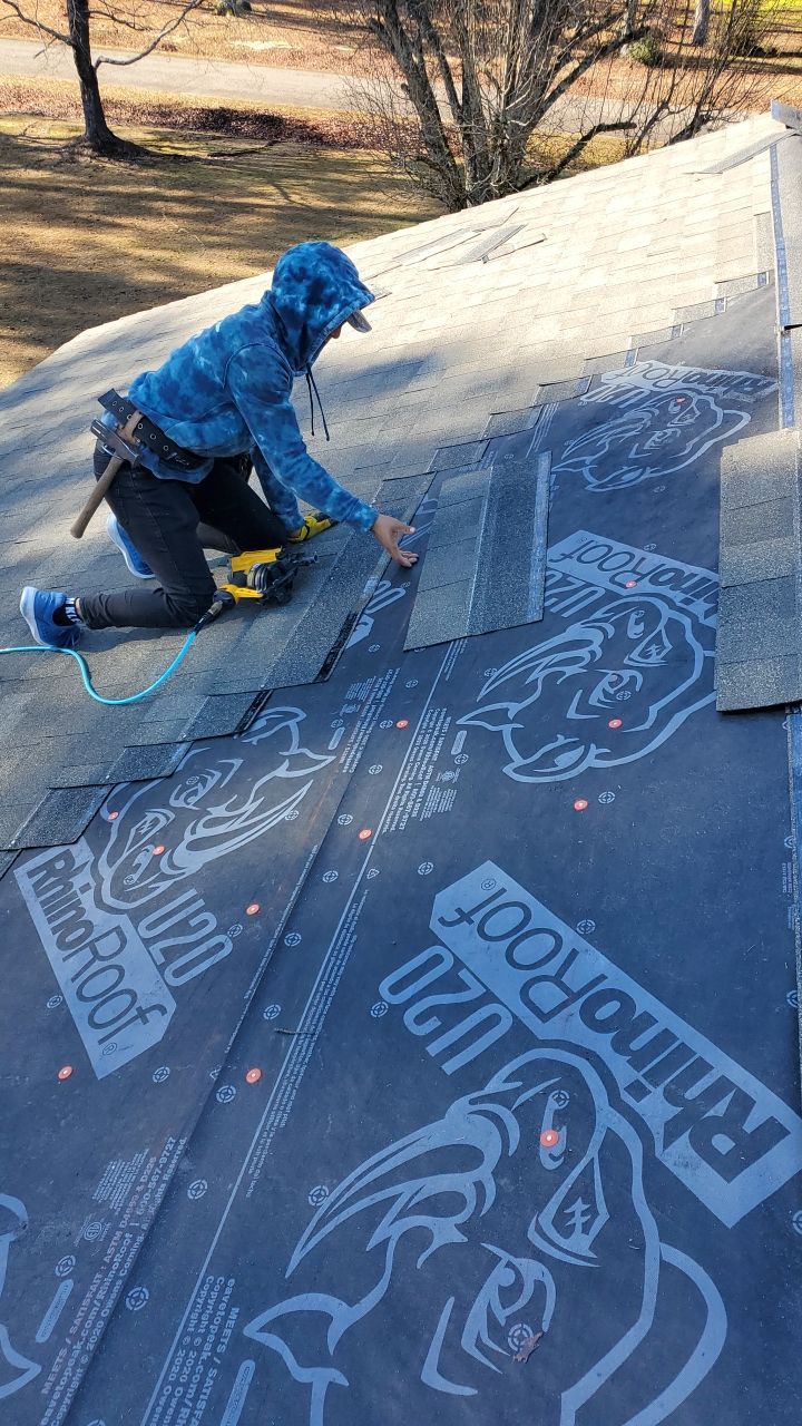 Residential Roofing Installation using Owens Corning Oakridge- Williamsburg Gray by Indigo State Roofing