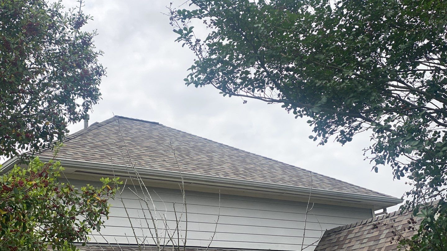 Residential Roofing Installation using Owen's Corning Duration (Lifetime) Shingles by Roof Repair Company