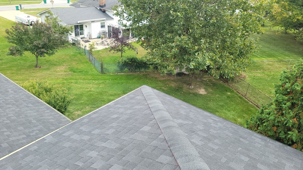 ATLAS PINNACLE COLOR: SCOTCHGARD BLACK SHADOW DRIP EDGE: WHITE by Eagle Eye Roofing