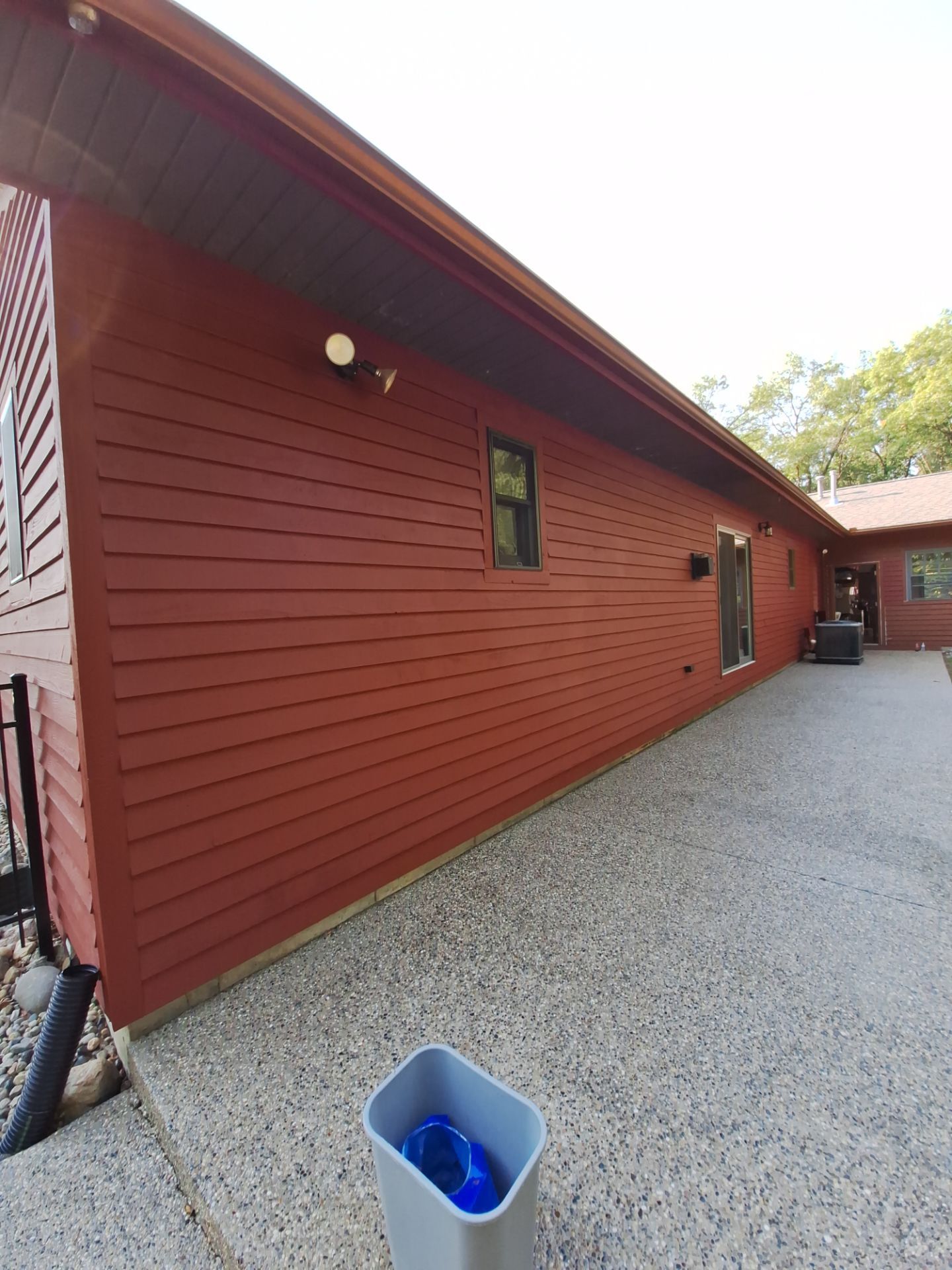 Color update with exterior staining and painting by Gordon Painting