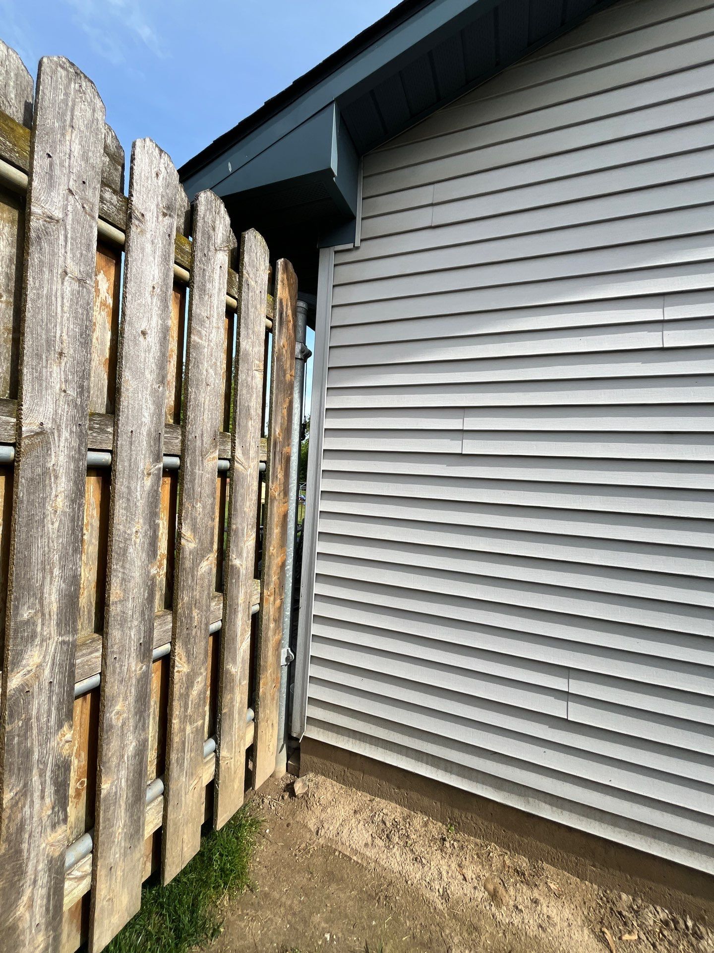Siding Replacement using Alside Charter Oak D4.5" Cape Cod Grey by 180 Contractors