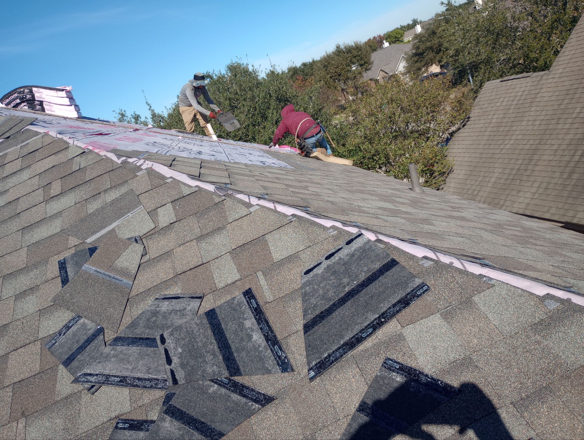 Residential Roofing Installation using Owen's Corning Duration (Lifetime) Shingles by Roof Repair Company