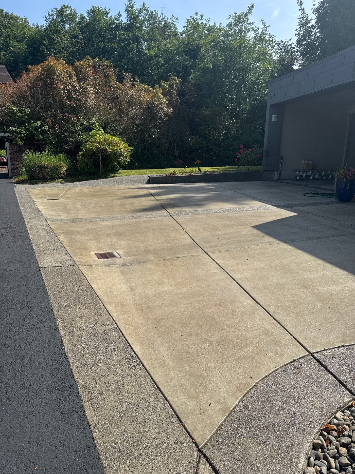 Sealcoated Concrete & Asphalt Driveway | Everett  by Jireh Asphalt & Concrete Inc 