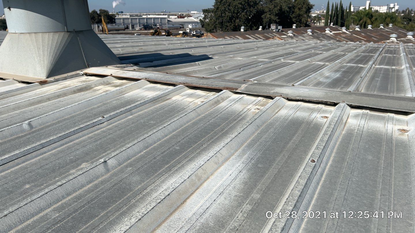 MR Roofing system using Conklin BenchPly system with PUMA top coat by Straight Edge Roofing Inc