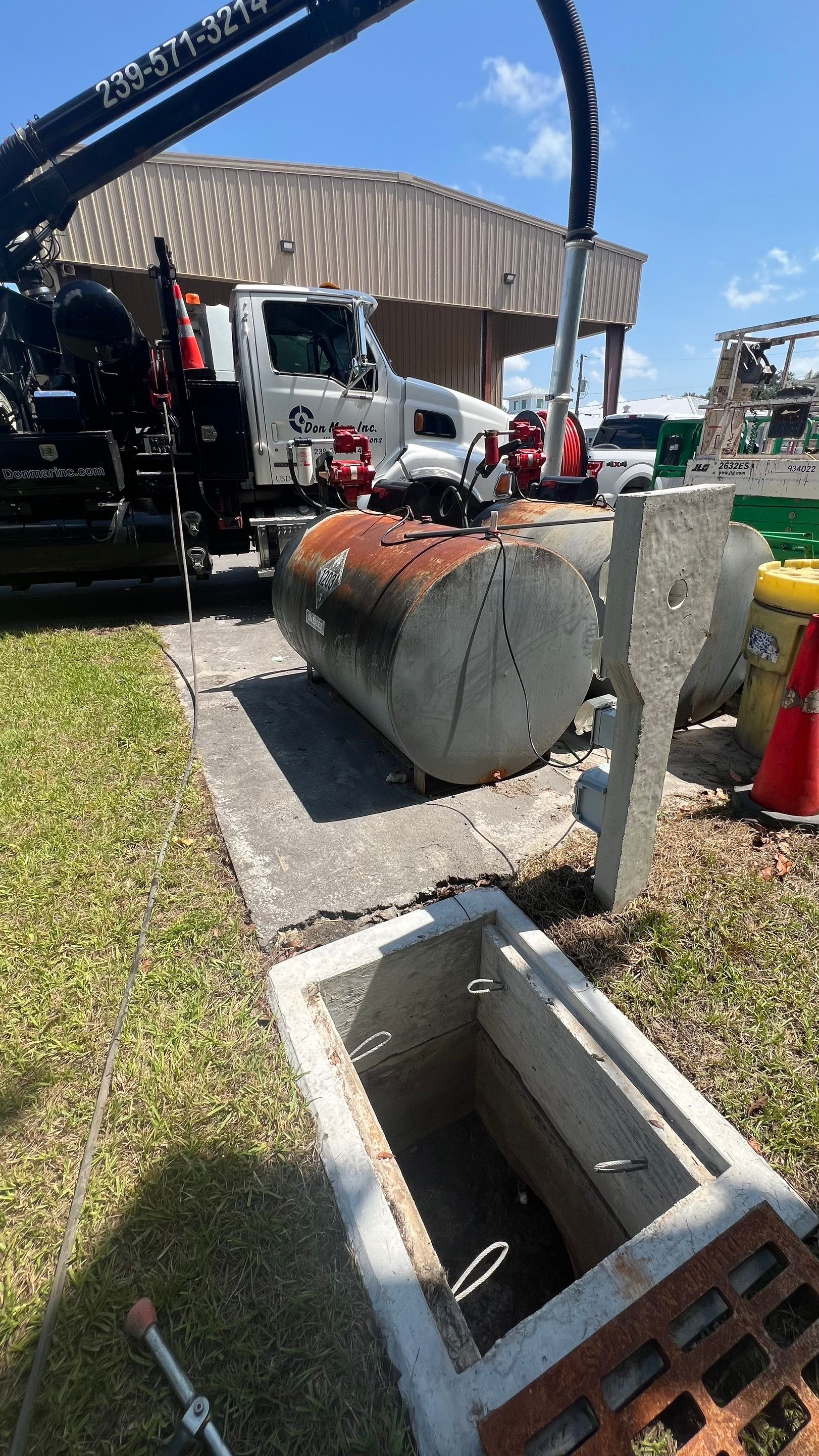 Naples Sunbelt Stormwater Catch Basin Cleaning by APS Power & Water