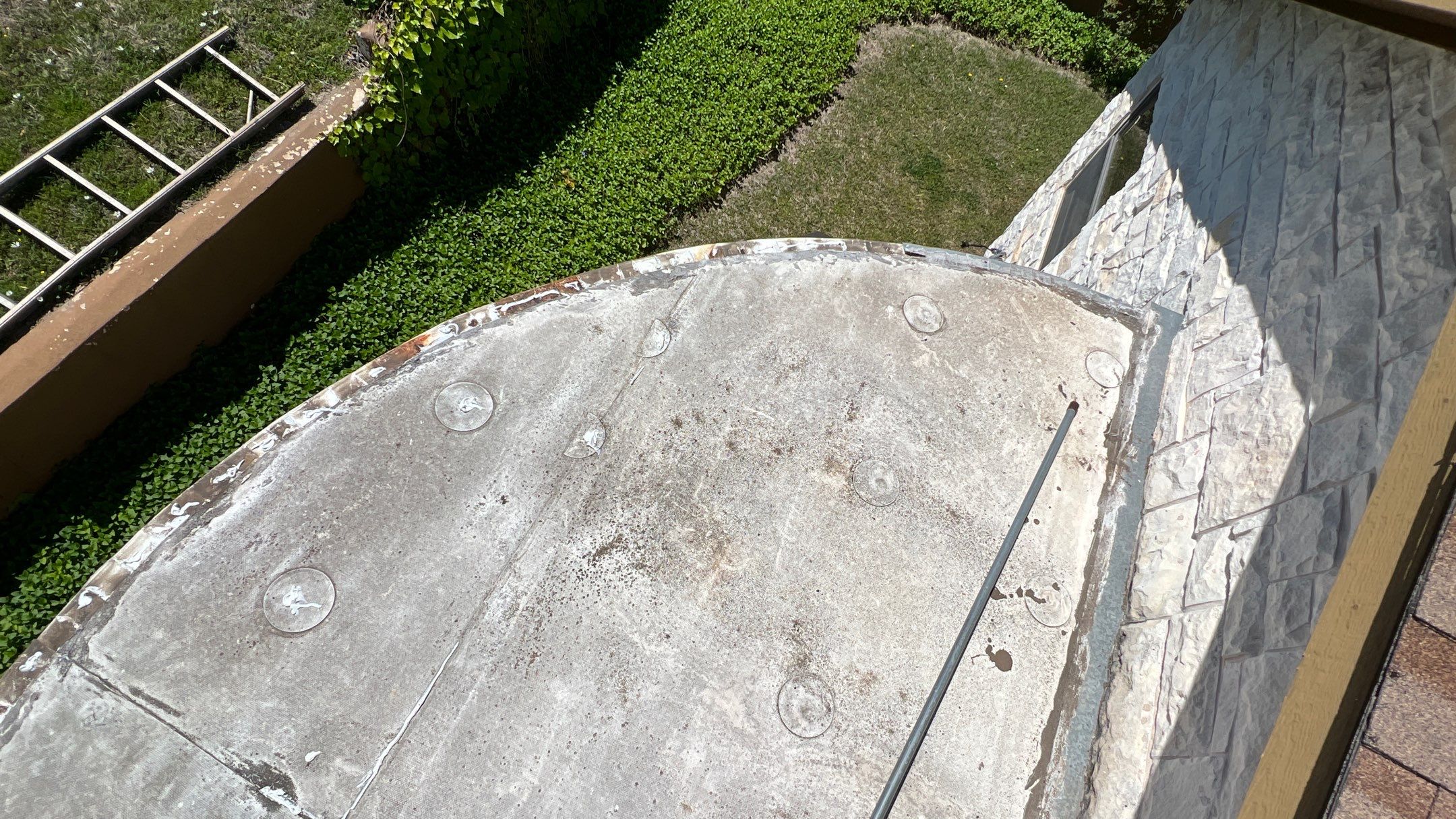Residential Roofing Installation using TPO Flat Roof by Harvey Roofing & Construction