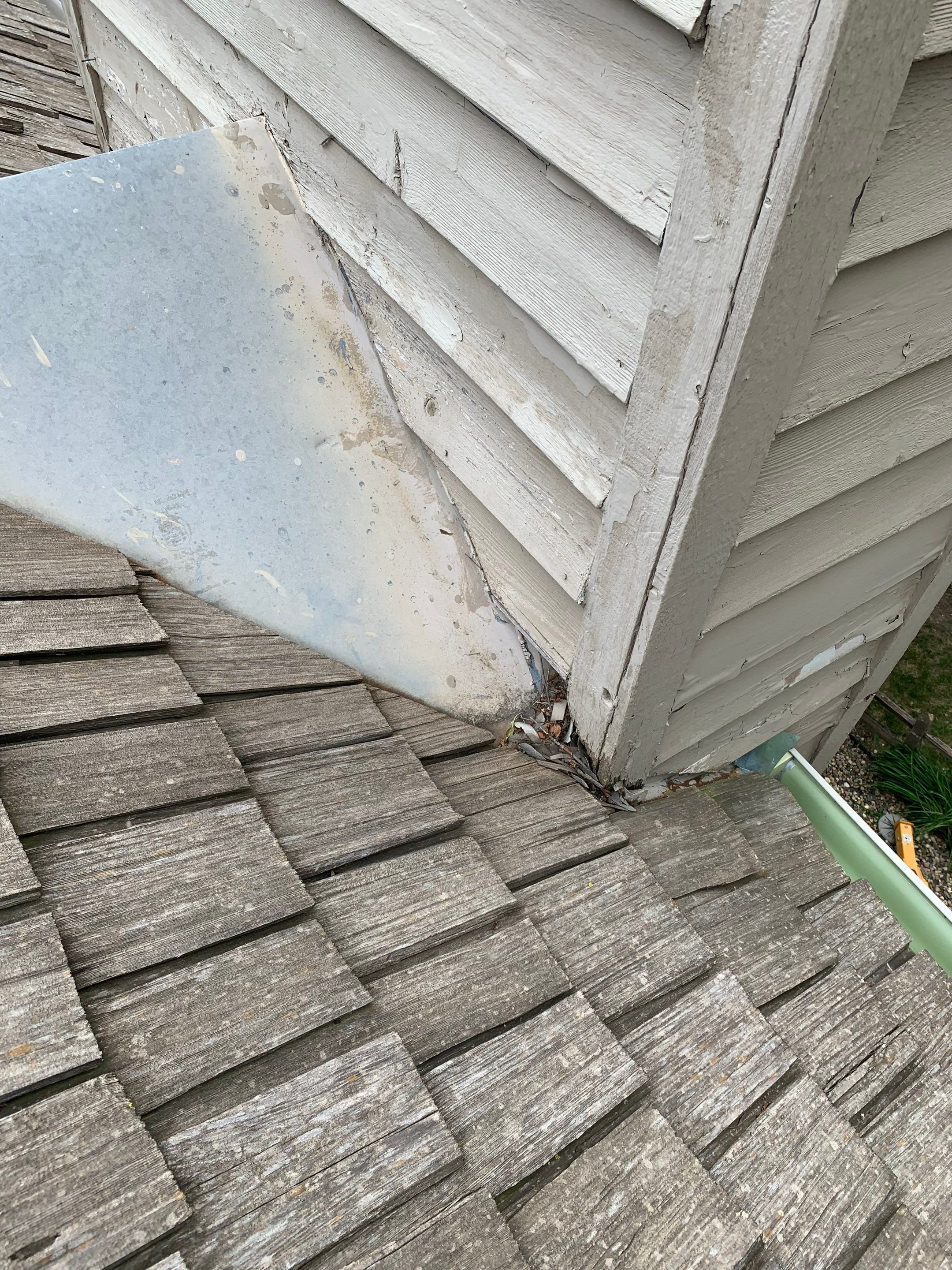 Residential Siding Replacement and Wood Rot Repair in Sioux Falls by Select Painting, Coatings & Garage Cabinets
