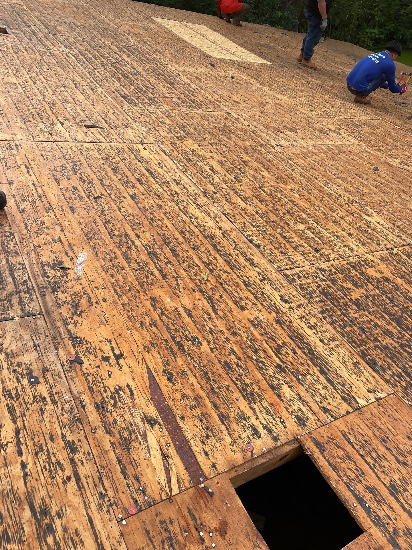 Residential Roofing Installation using Owen's Corning Duration (Lifetime) Shingles by Roof Repair Company