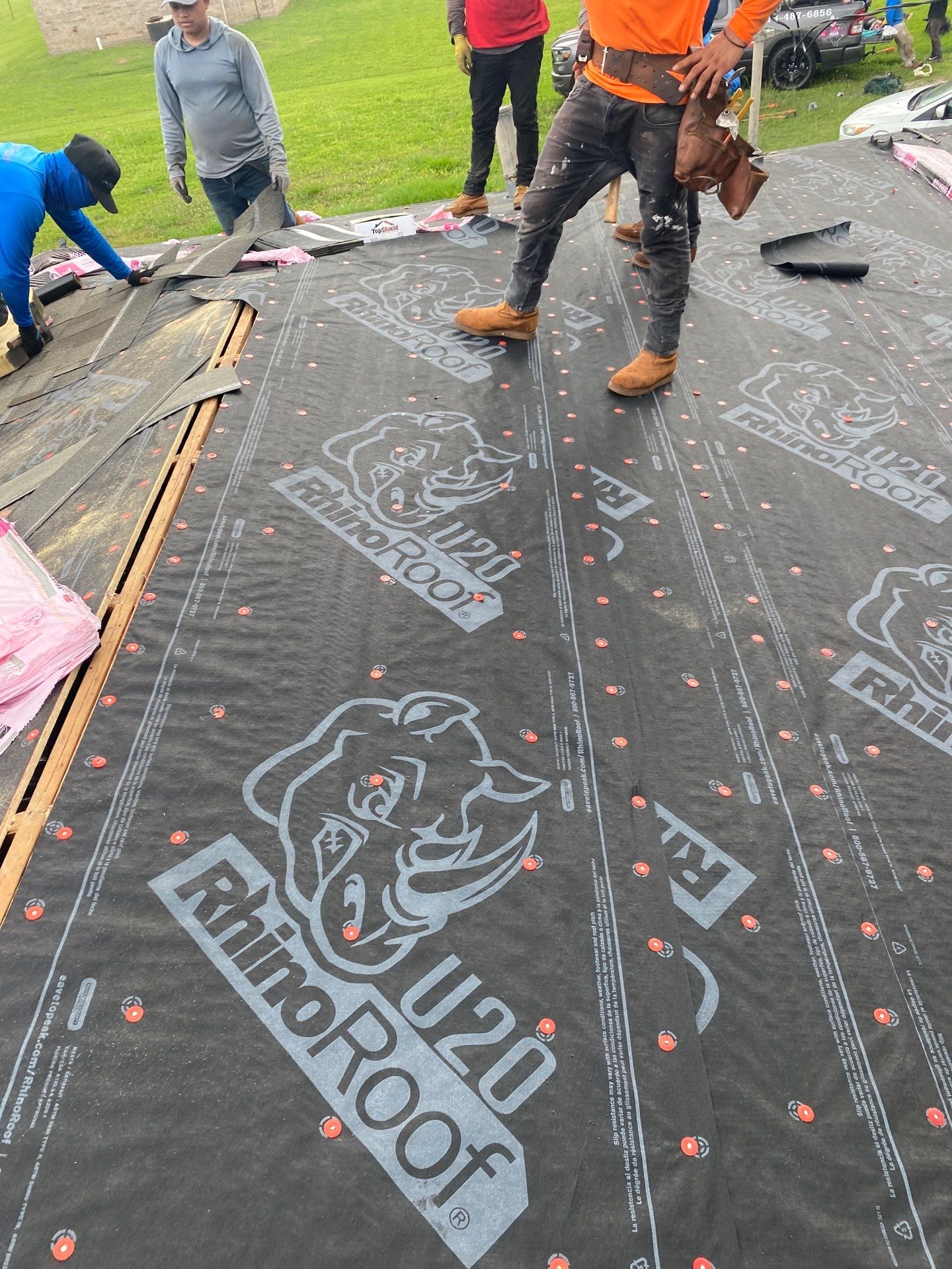 Residential Roofing Installation using Owen's Corning Duration (Lifetime) Shingles by Roof Repair Company