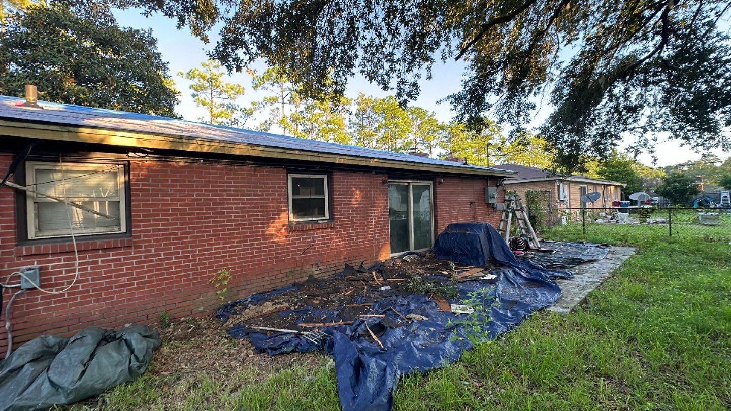 Residential Roofing Installation using Owens Corning Oakridge Estate Grey by Talya Roofing