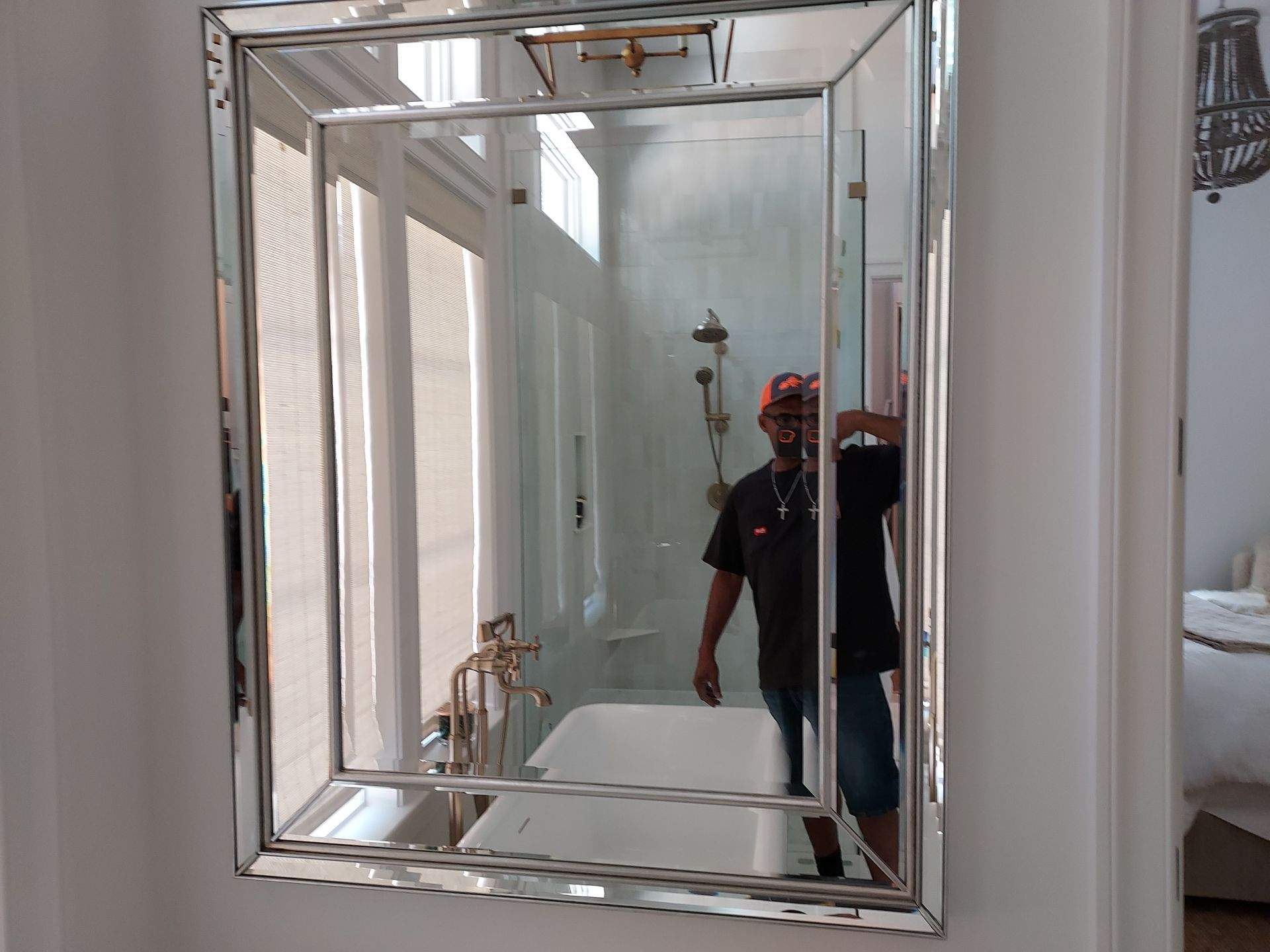 Art & Mirror Hanging Projects by Hangman Mounting & Installation 